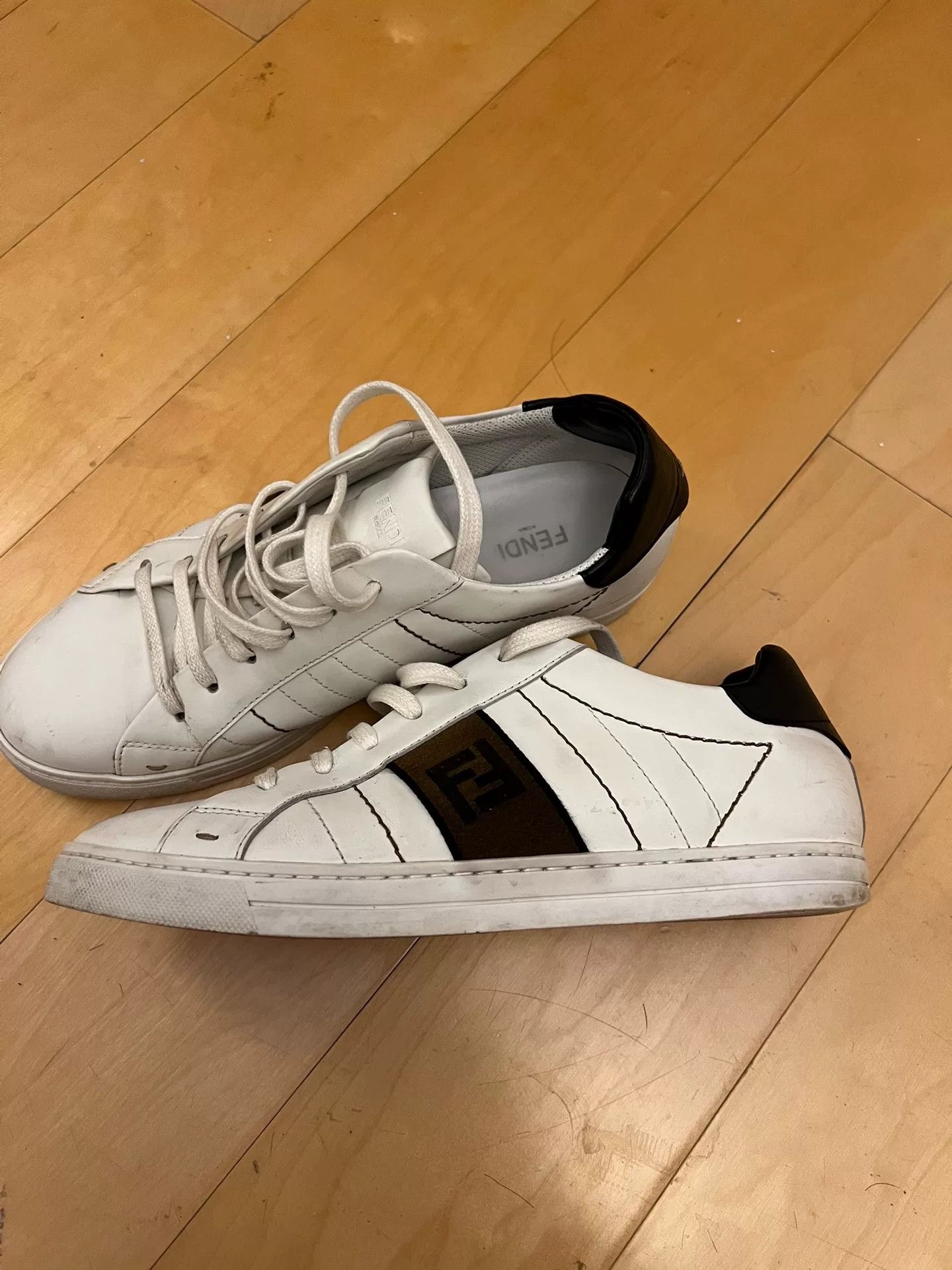 Fendi Fendi Men's White Casual Sneakers Size US 9 / EU 42 - 2 Thumbnail