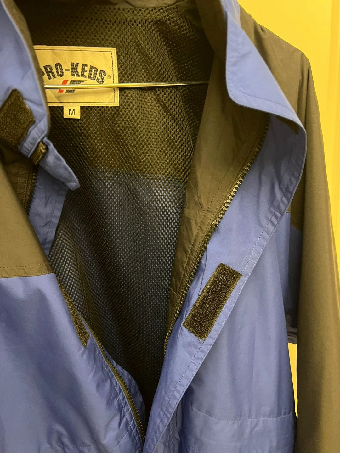 Vintage Vintage PRO-KEDS Jacket in Blue Size US L / EU 52-54 / 3 - 5 Thumbnail