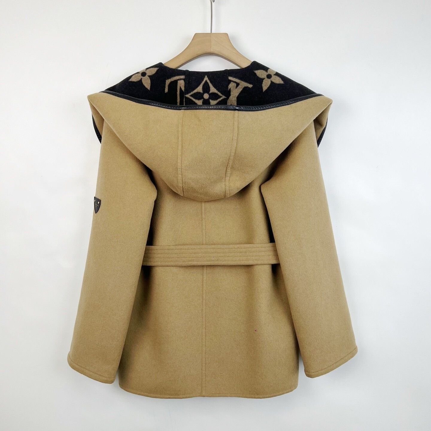 Louis Vuitton Louis Vuitton Brown Monogram Robe Coat Size XS / US 0-2 / IT 36-38 - 2 Thumbnail