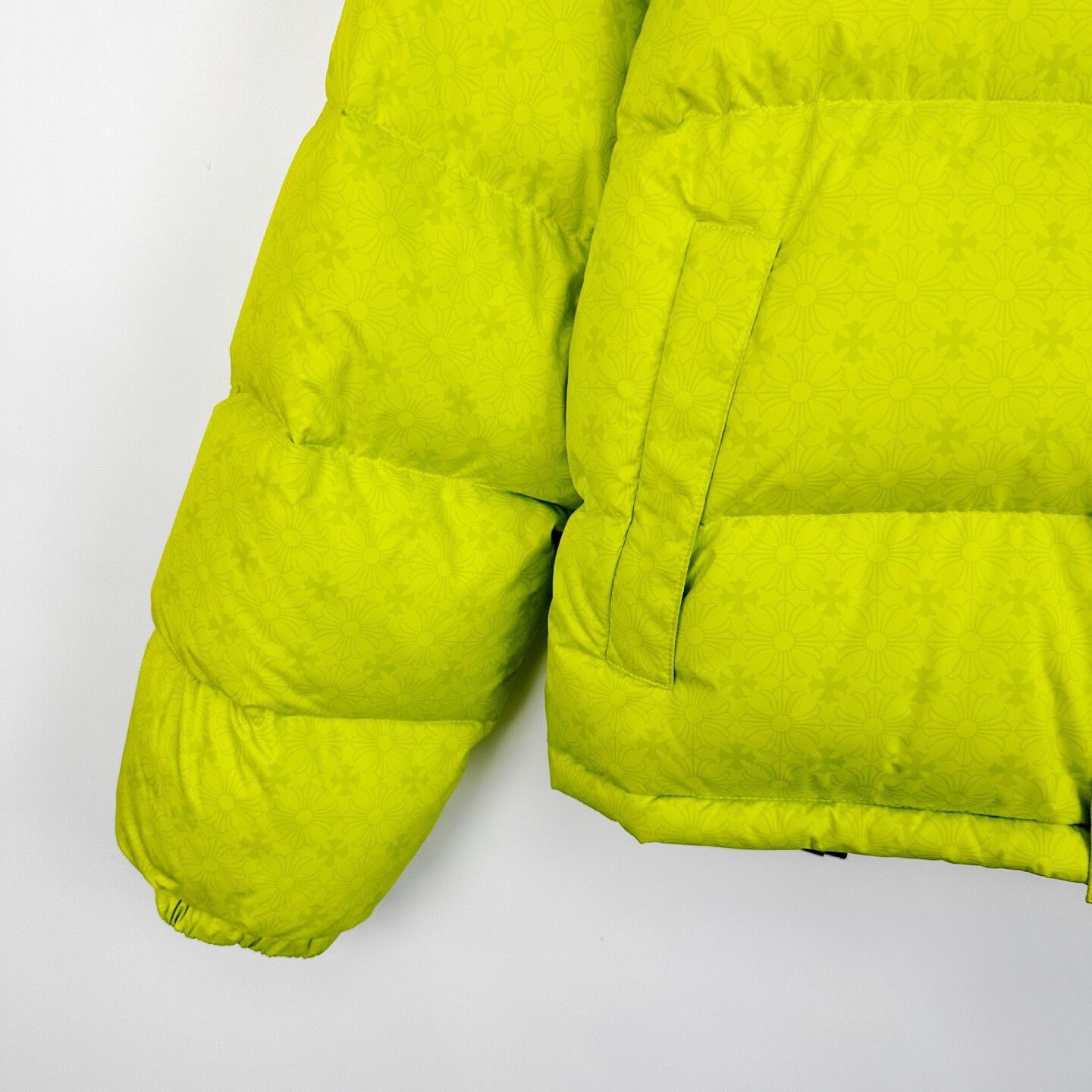 Chrome Hearts Chrome Hearts Neon Green Jacquard Logo Down Jacket Size US S / EU 44-46 / 1 - 6 Thumbnail