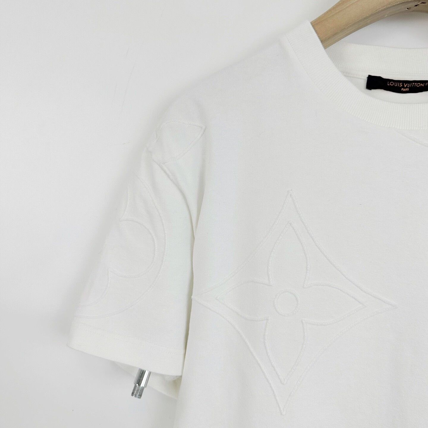 Louis Vuitton Louis Vuitton 2025 SS Embroidered Logo T-Shirt Size US M / EU 48-50 / 2 - 5 Thumbnail