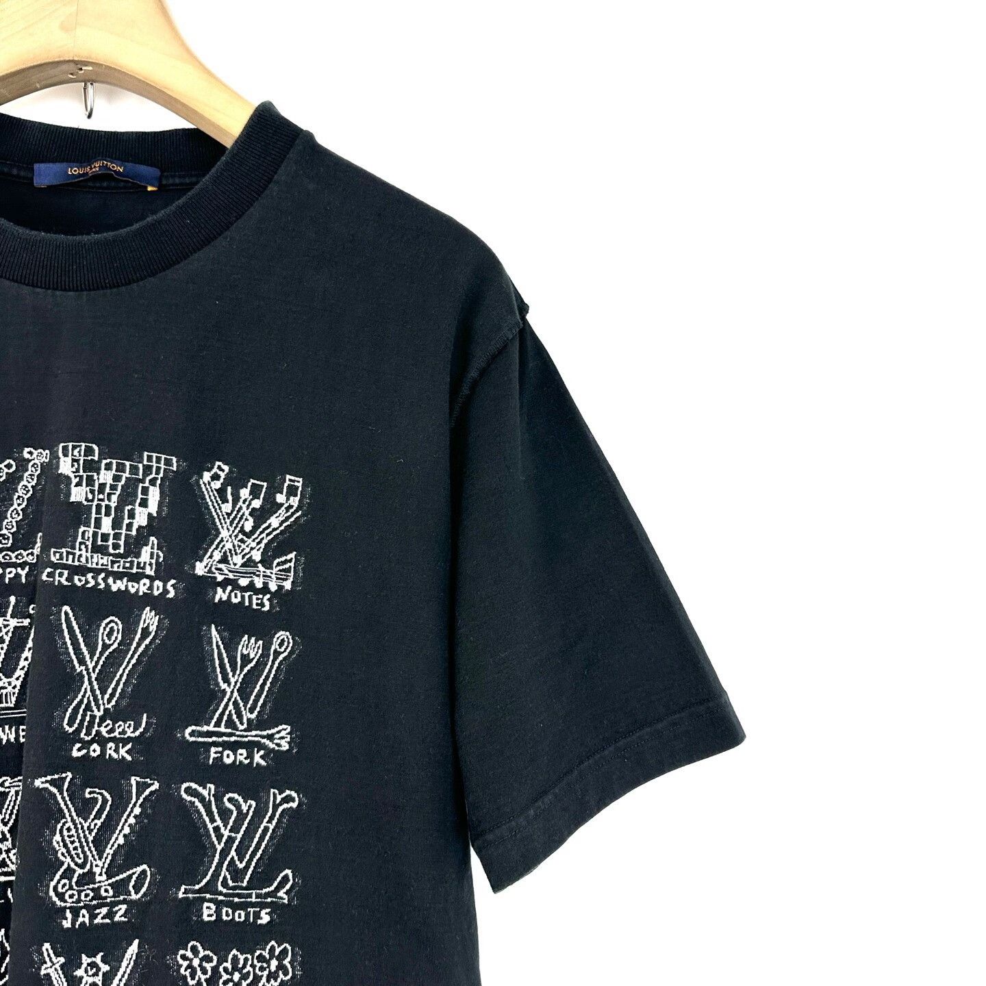 Louis Vuitton Louis Vuitton Black Logo Print T-Shirt Size US XL / EU 56 / 4 - 5 Thumbnail