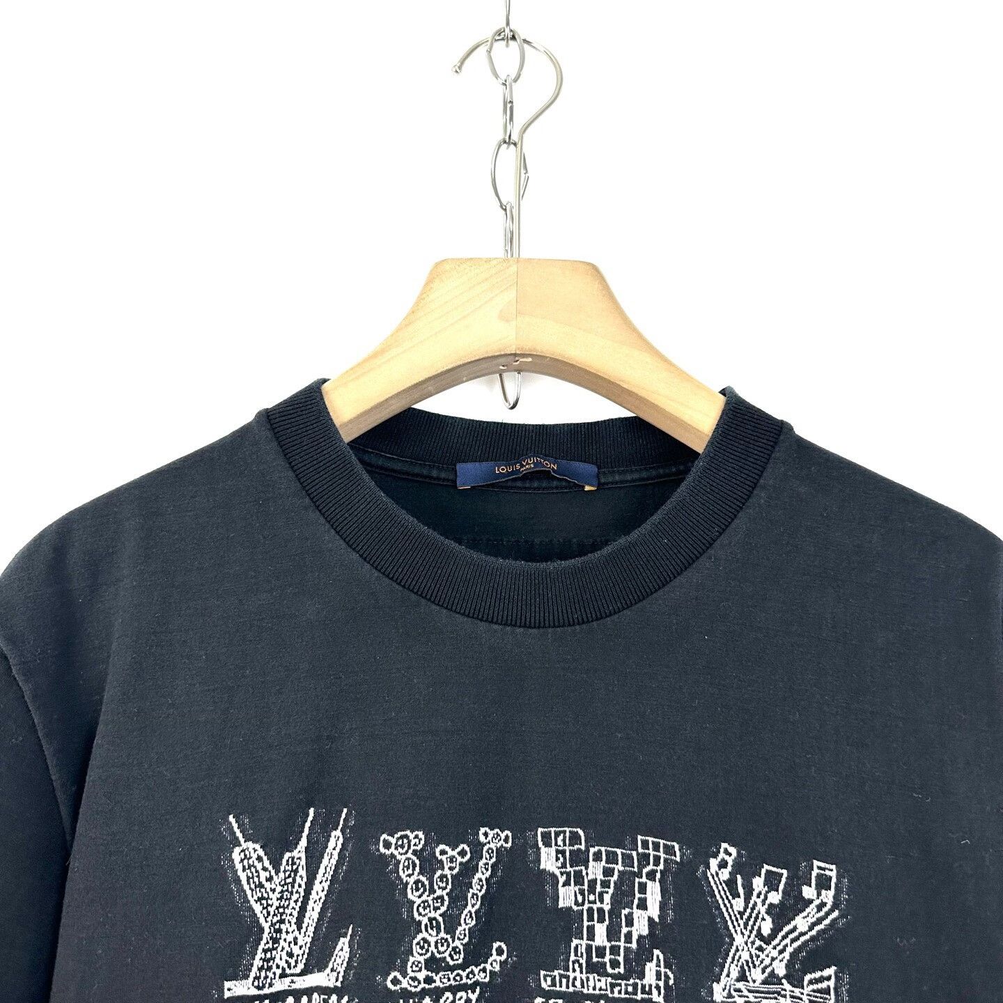 Louis Vuitton Louis Vuitton Black Logo Print T-Shirt Size US XL / EU 56 / 4 - 3 Thumbnail