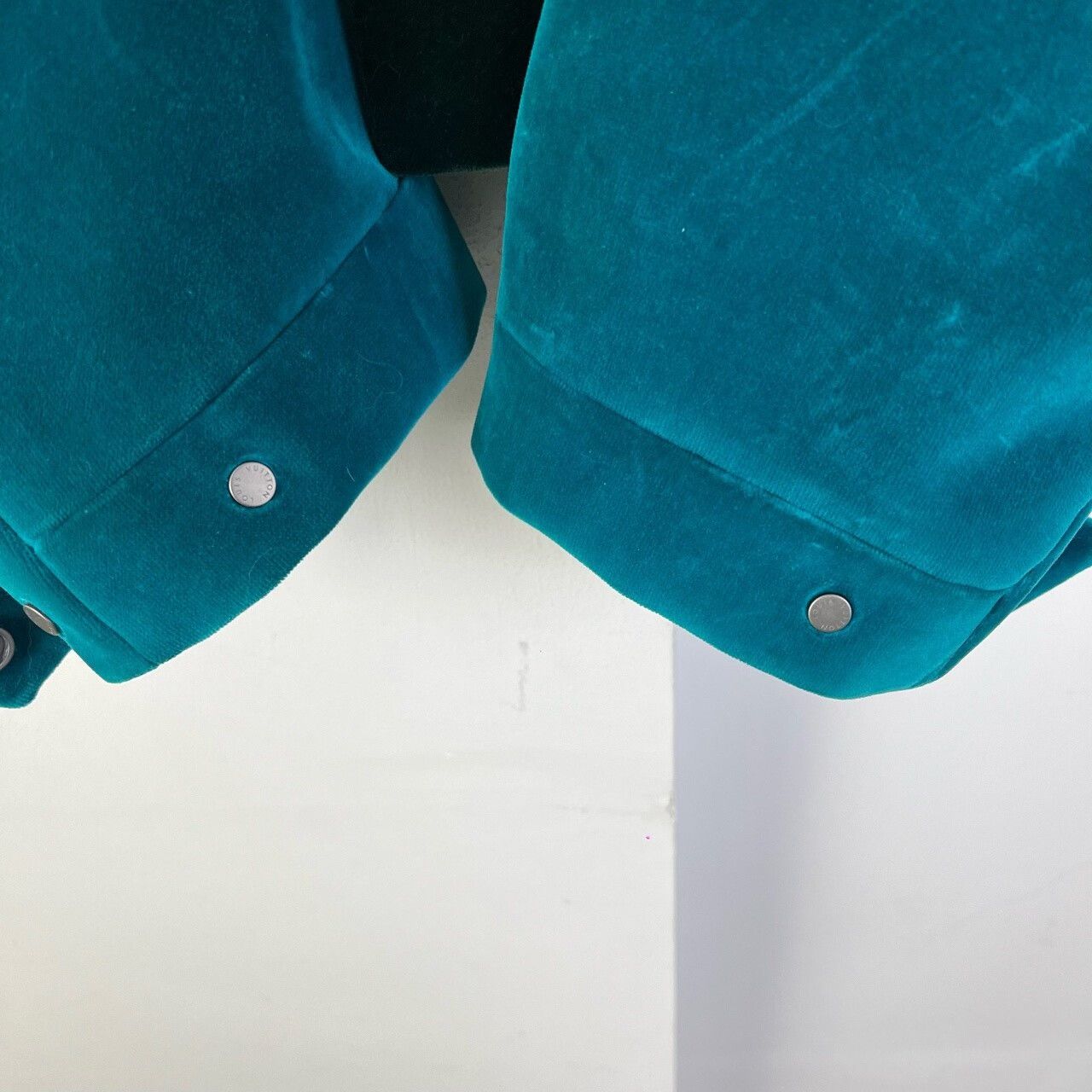 Louis Vuitton Louis Vuitton Velvet Jacket Size US L / EU 52-54 / 3 - 5 Thumbnail