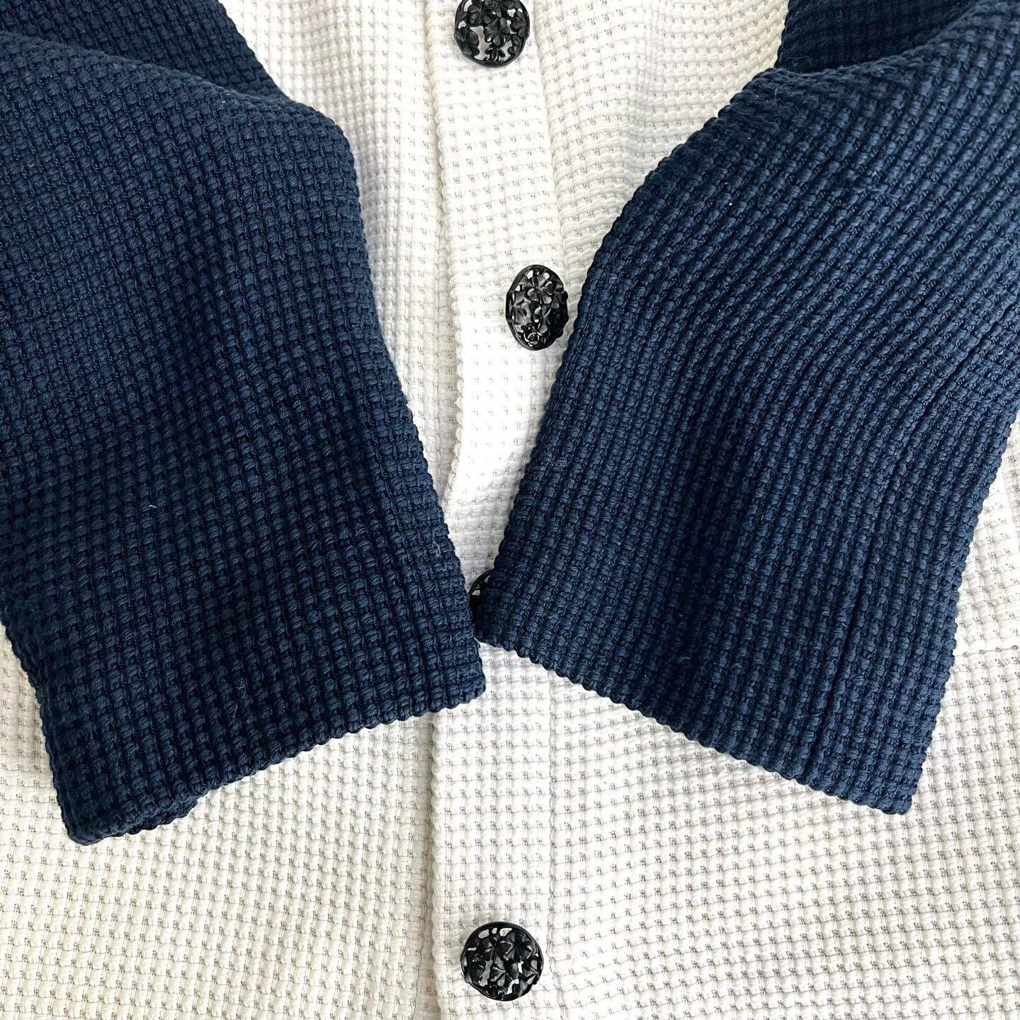 Chanel Chanel White Blue Waffle Knit Cardigan Size XXS / US 00 / IT 34 - 5 Thumbnail