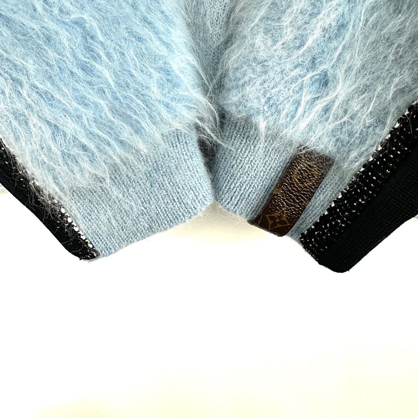 Louis Vuitton Louis Vuitton Blue Mohair Side Stripe Cardigan Size M / US 6-8 / IT 42-44 - 6 Thumbnail
