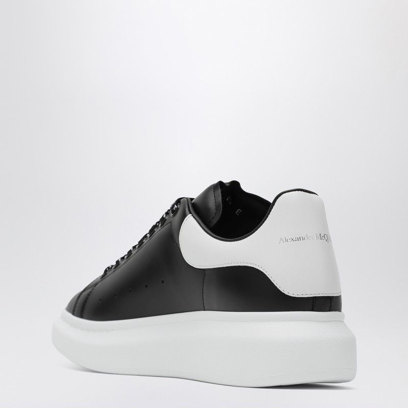 Alexander McQueen Alexander Mcqueen Oversized Black/White Sneakers Size US 7 / EU 40 - 2 Thumbnail