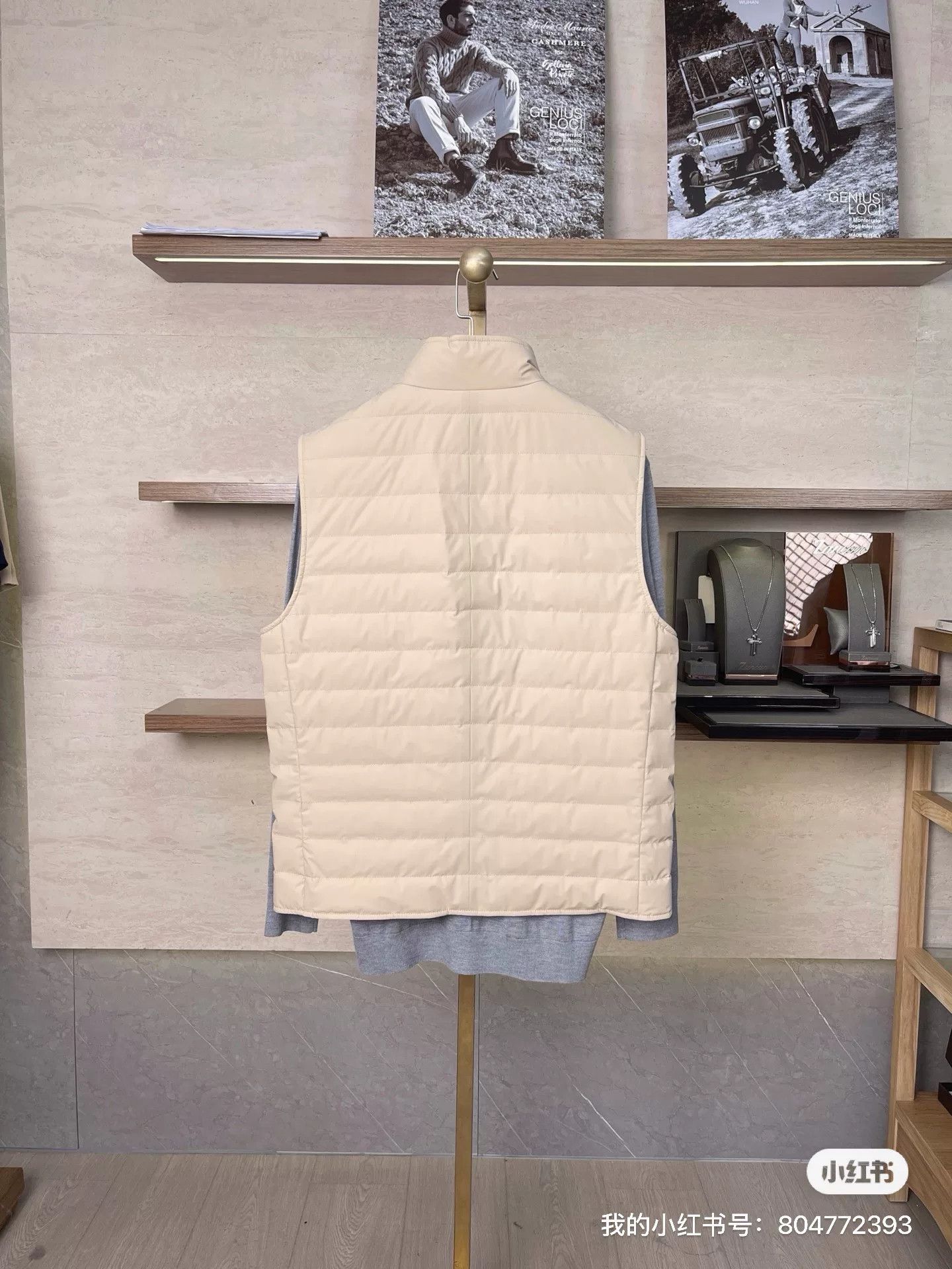 Brunello Cucinelli Brunello Cucinelli Beige Down Vest Size US S / EU 44-46 / 1 - 2 Thumbnail