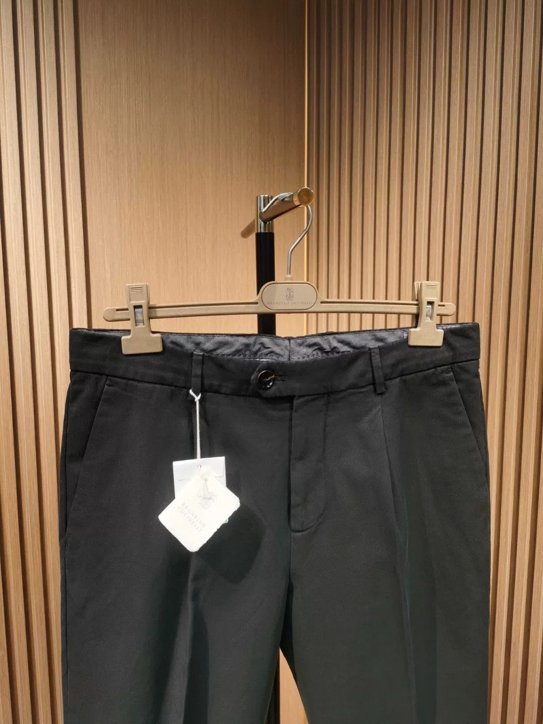 Brunello Cucinelli Brunello Cucinelli Black Pleated Trousers Size US 30 / EU 46 - 7 Thumbnail