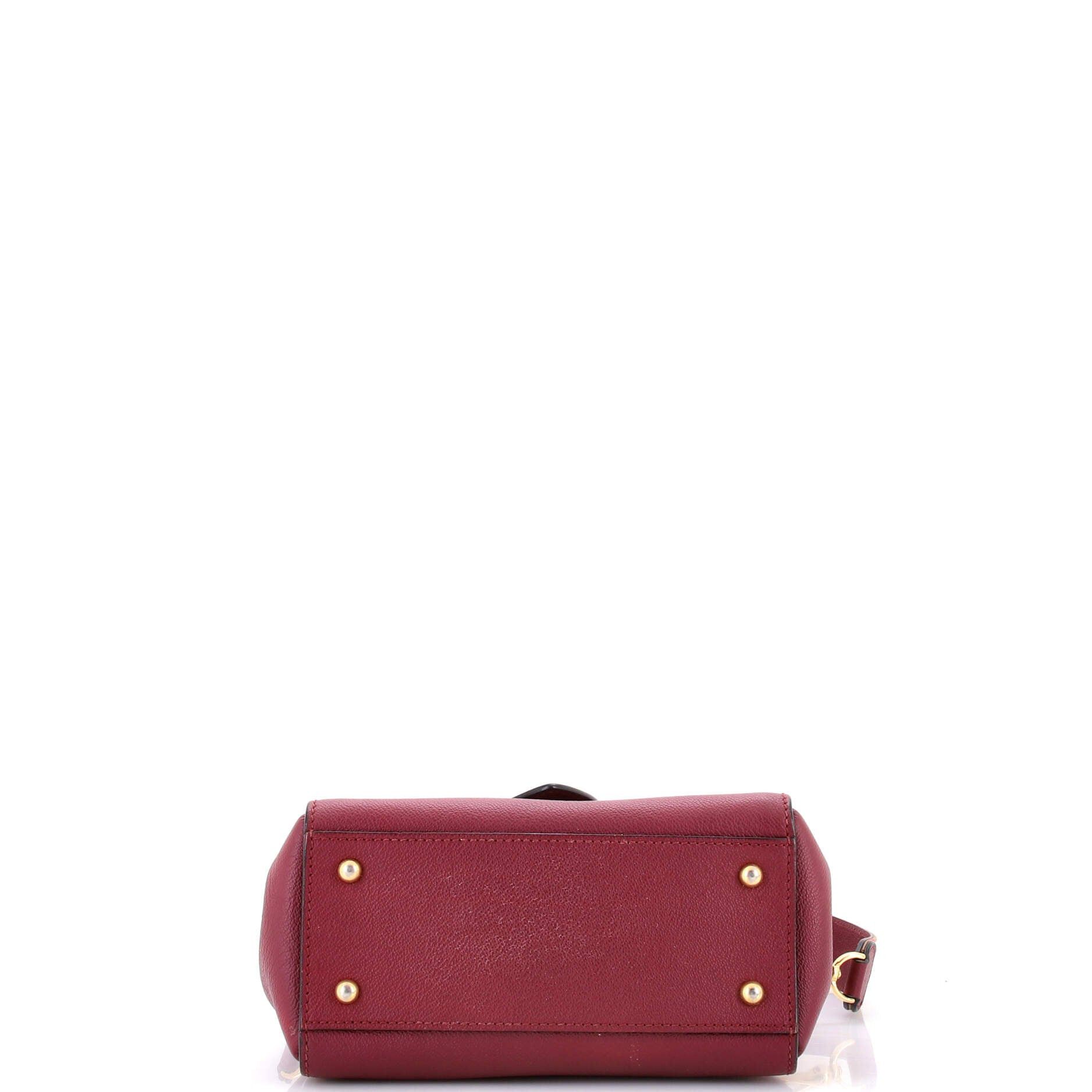 Burberry Buckle Tote Size ONE SIZE - 4 Thumbnail