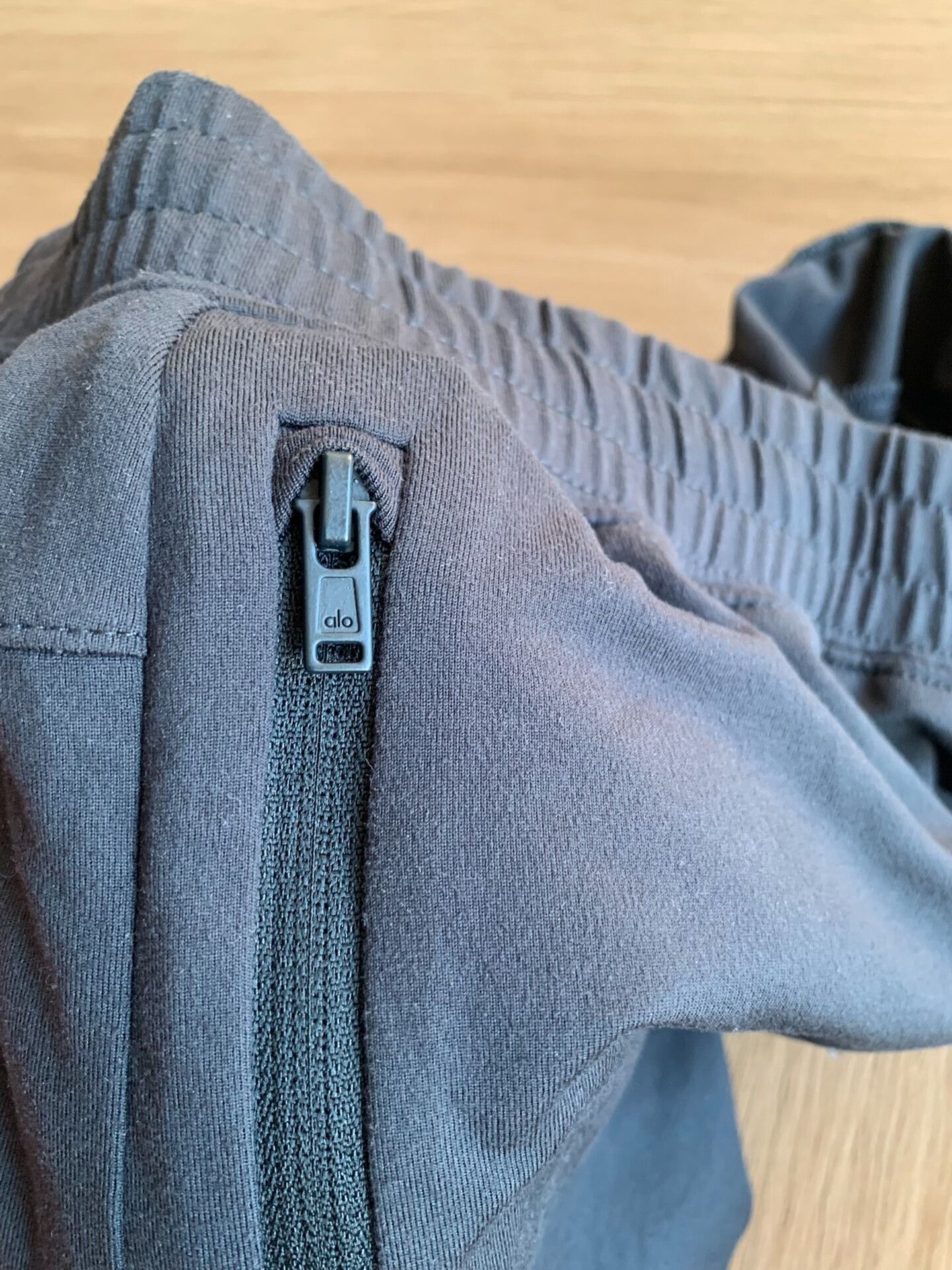 Alo Yoga Alo Conquer React Performance Pant Size US 34 / EU 50 - 9 Thumbnail