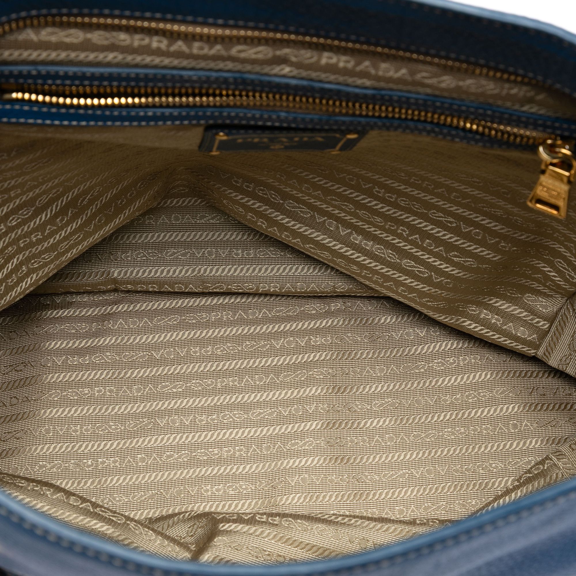 Prada Prada Vitello Daino Crossbody Size ONE SIZE - 4 Thumbnail