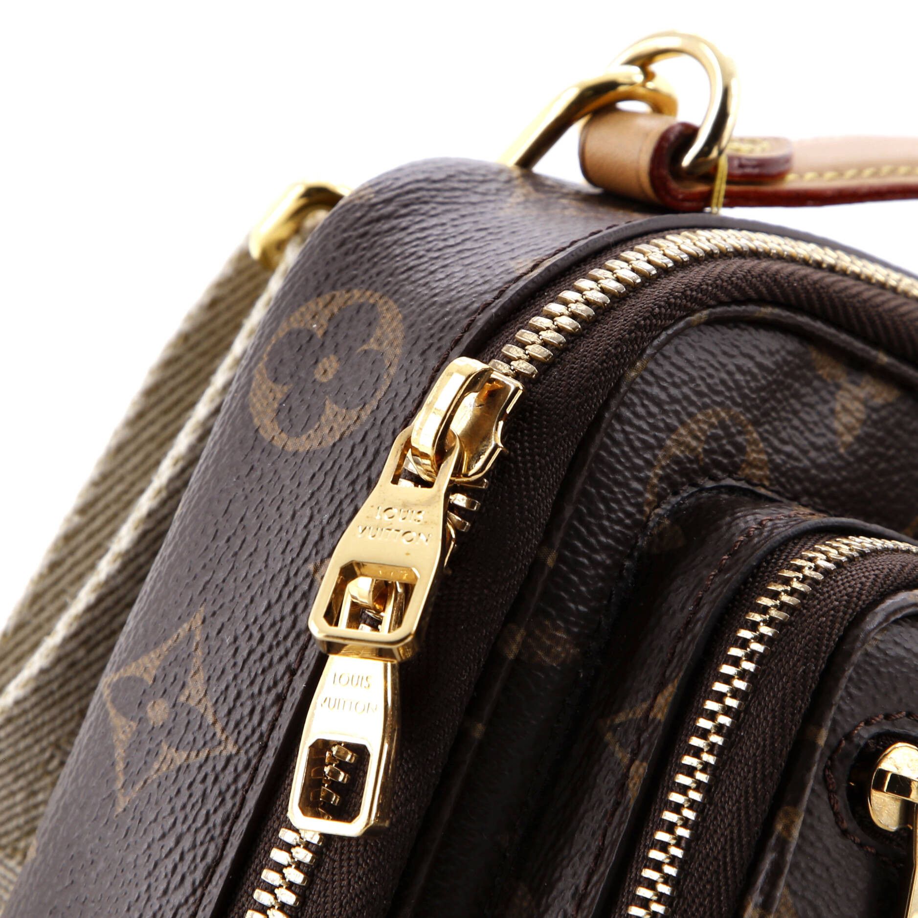 Louis Vuitton Utility Crossbody Bag Size ONE SIZE - 6 Thumbnail