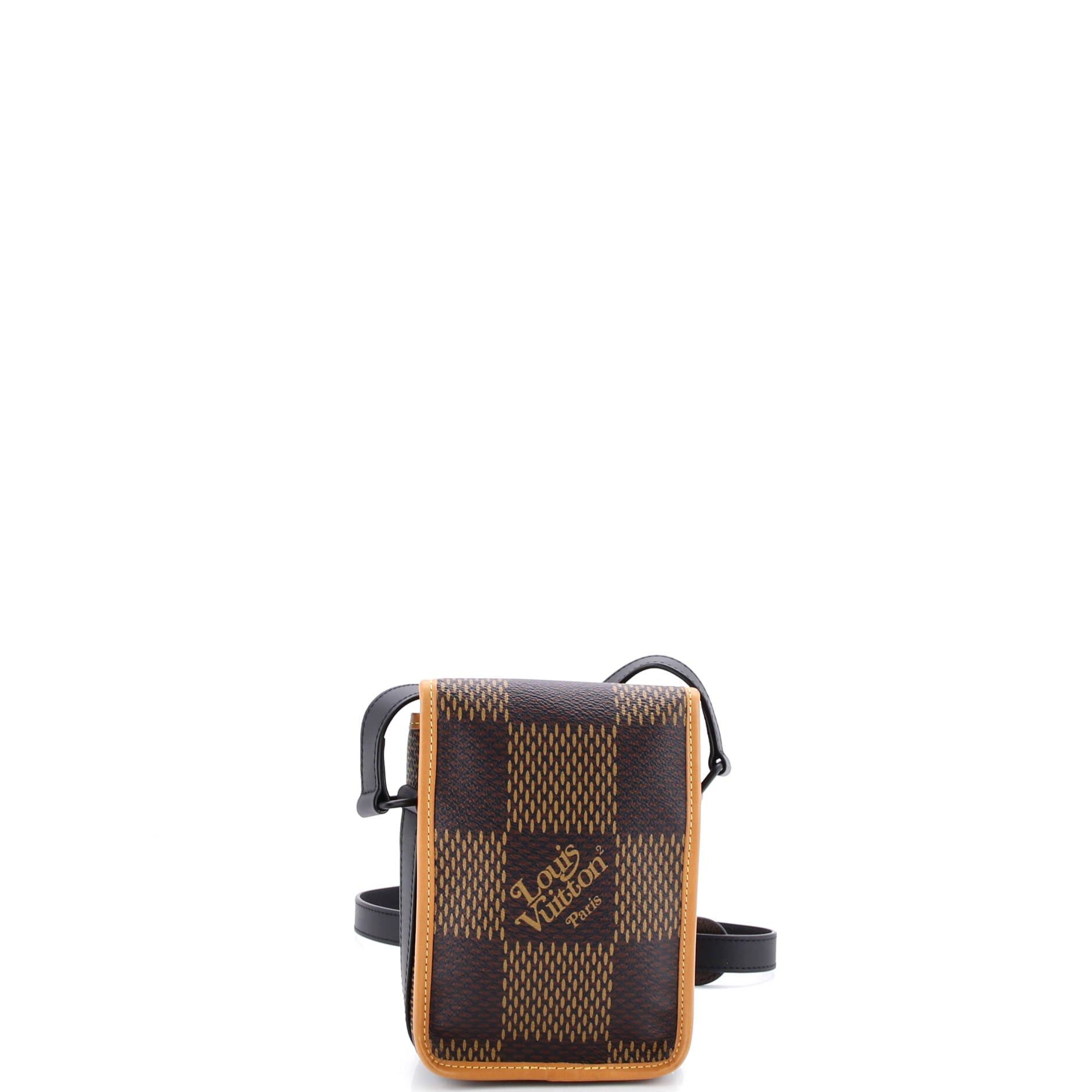 Louis Vuitton Nigo Amazone Messenger Bag Size ONE SIZE - 3 Thumbnail