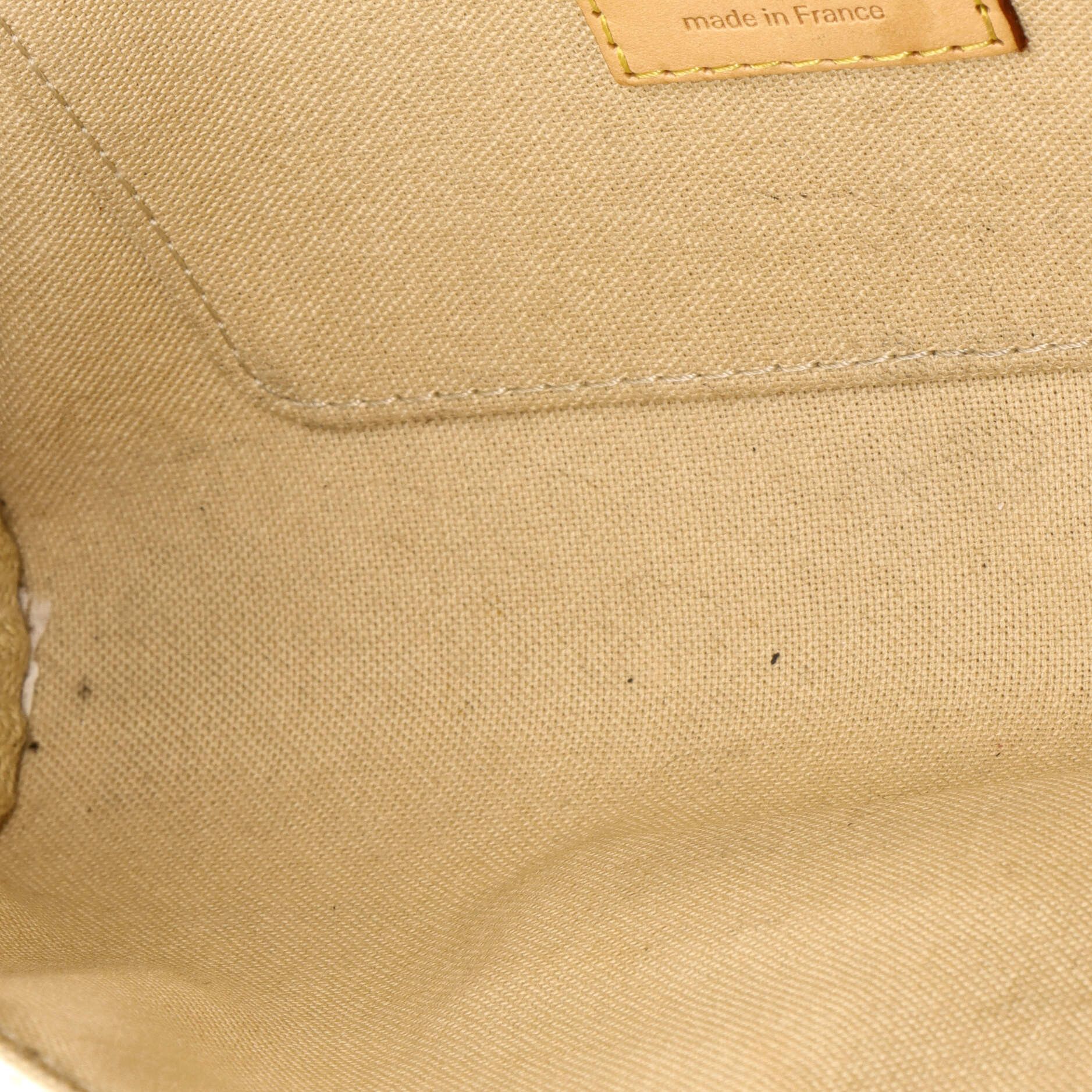Louis Vuitton Favorite Handbag Size ONE SIZE - 5 Thumbnail