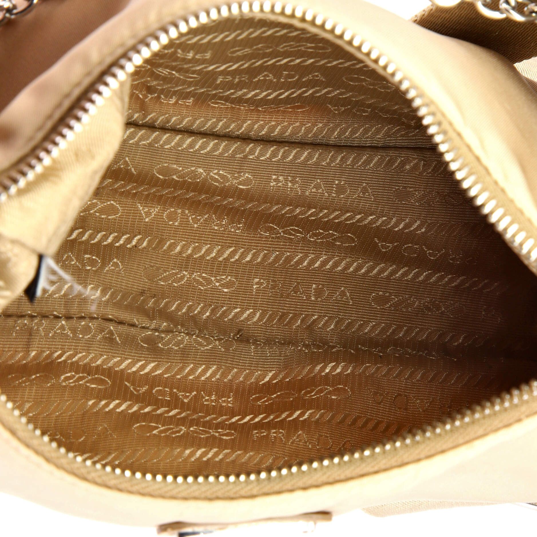 Prada Re-Edition 2005 Shoulder Bag Size ONE SIZE - 5 Thumbnail