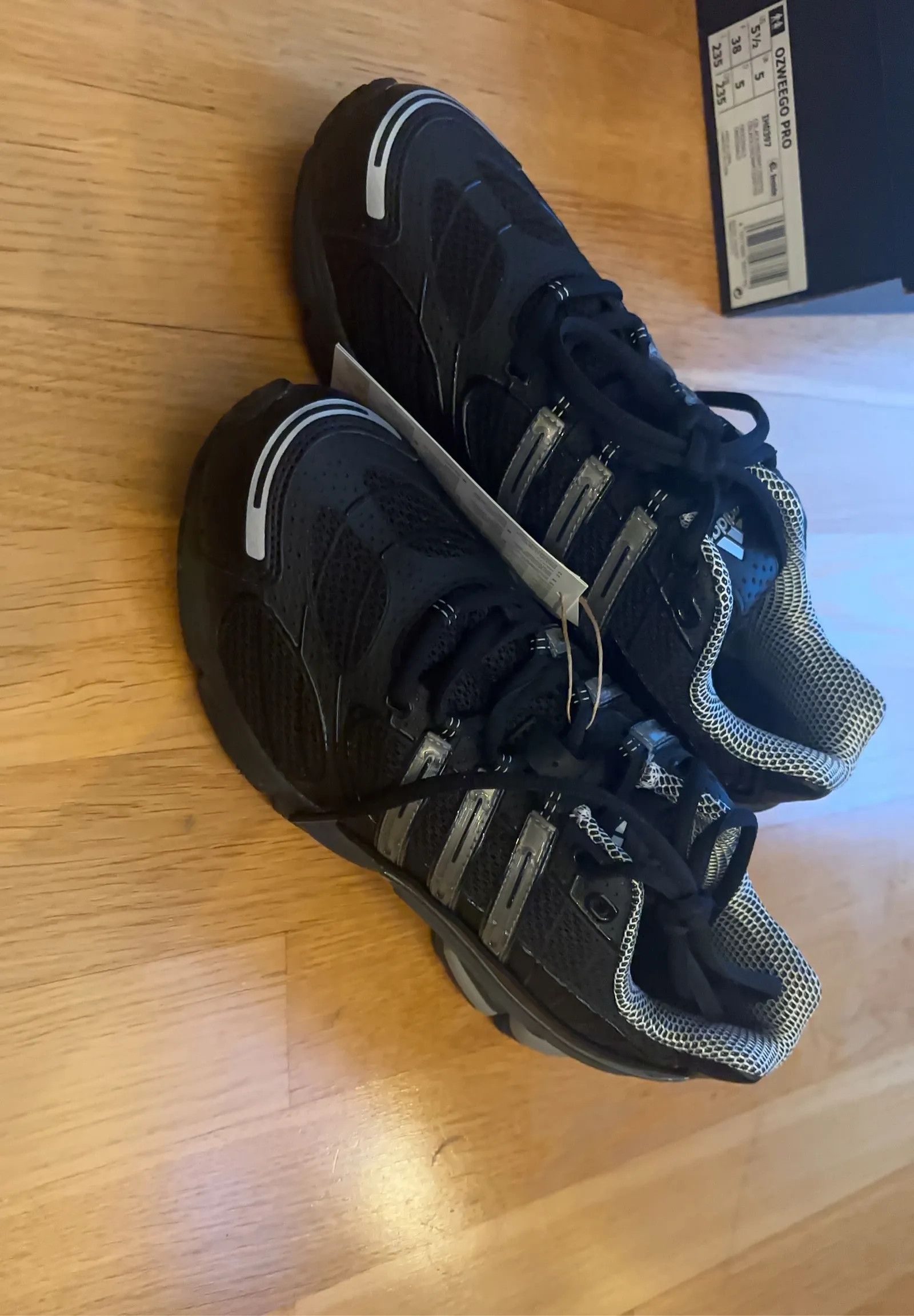 Adidas Adidas Ozweego Pro Sneakers Size US 8 / IT 38 - 5 Thumbnail