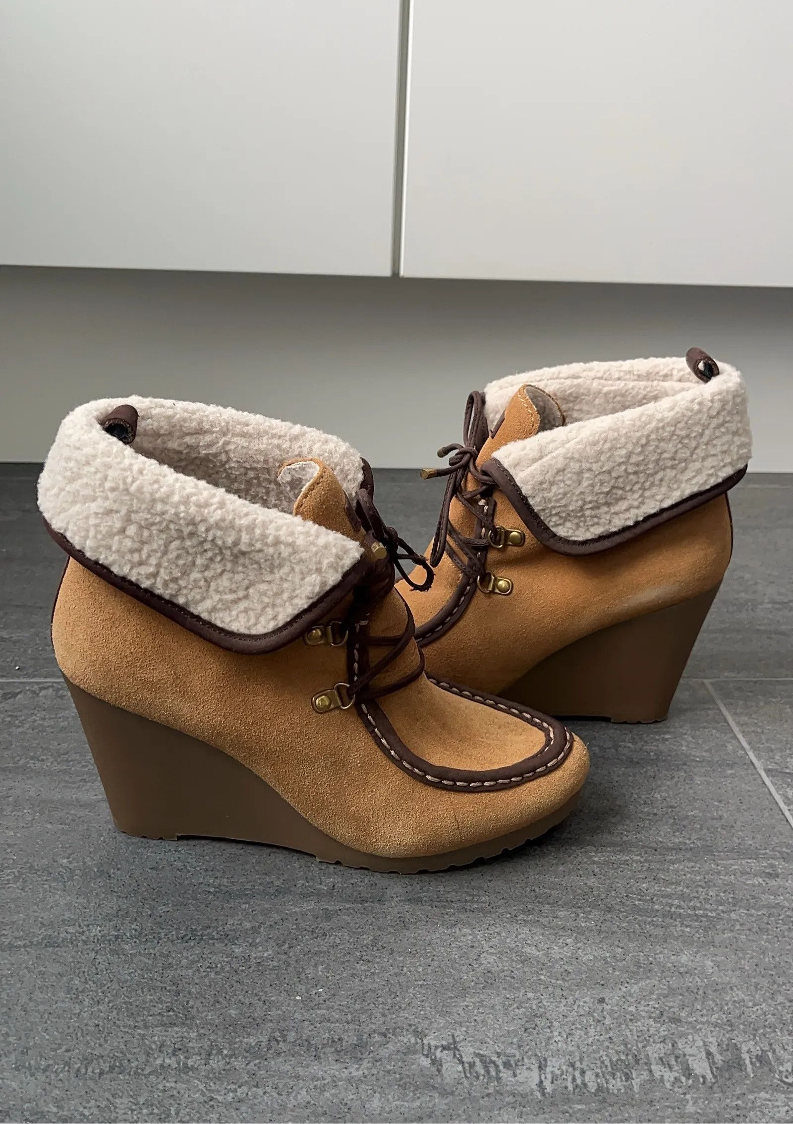 Tommy Hilfiger Tommy Hilfiger Zaria Camel Boots Size US 6 / IT 36 - 6 Thumbnail