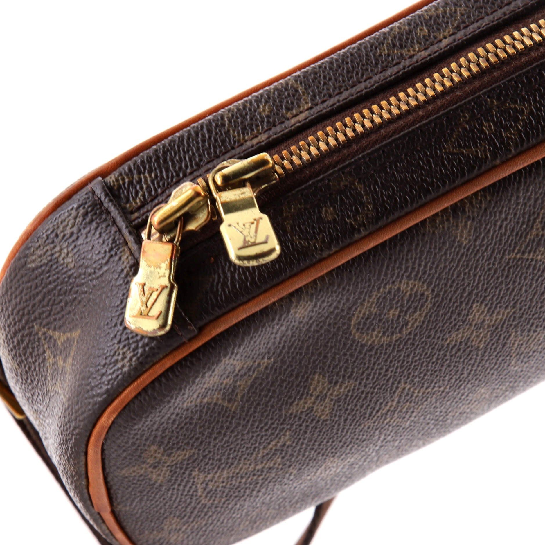 Louis Vuitton Pochette Gange Size ONE SIZE - 8 Thumbnail