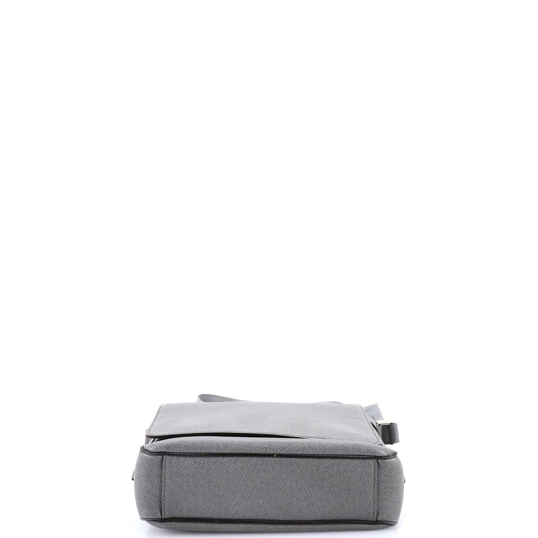 Louis Vuitton Roman Handbag Size ONE SIZE - 4 Thumbnail