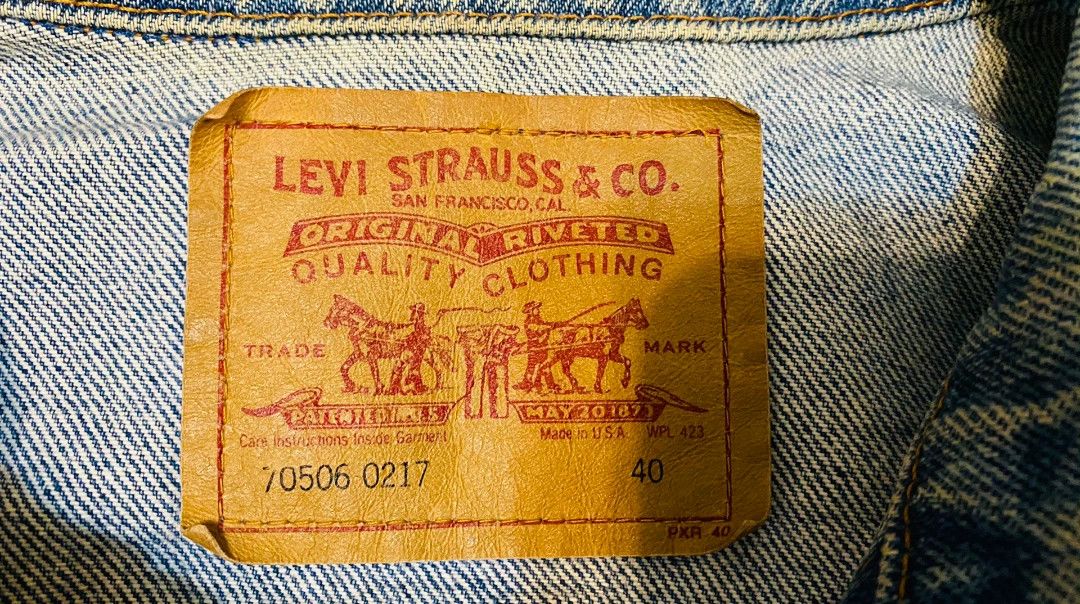 Levi's Vintage Clothing Vintage Levi's 70506 Denim Jacket Size 40 Size US L / EU 52-54 / 3 - 3 Thumbnail