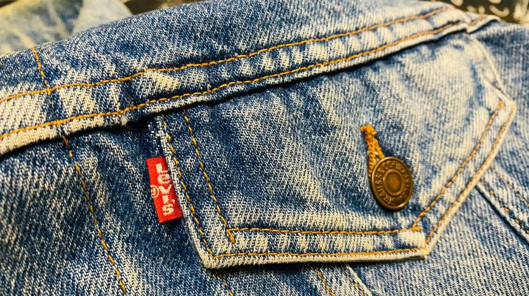 Levi's Vintage Clothing Vintage Levi's 70506 Denim Jacket Size 40 Size US L / EU 52-54 / 3 - 7 Thumbnail