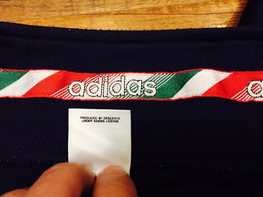 Adidas Vintage Adidas Sweatshirt from the 90s Size US L / EU 52-54 / 3 - 6 Thumbnail