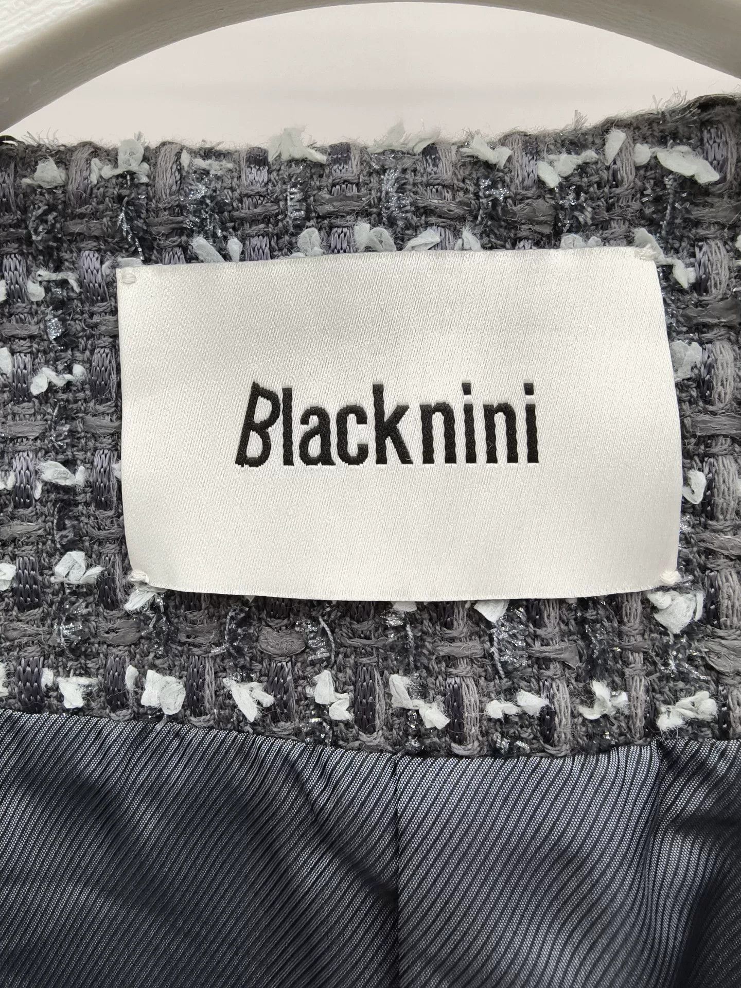 Chanel Black Tweed Jacket with Crystal Buttons Size S / US 4 / IT 40 - 3 Thumbnail