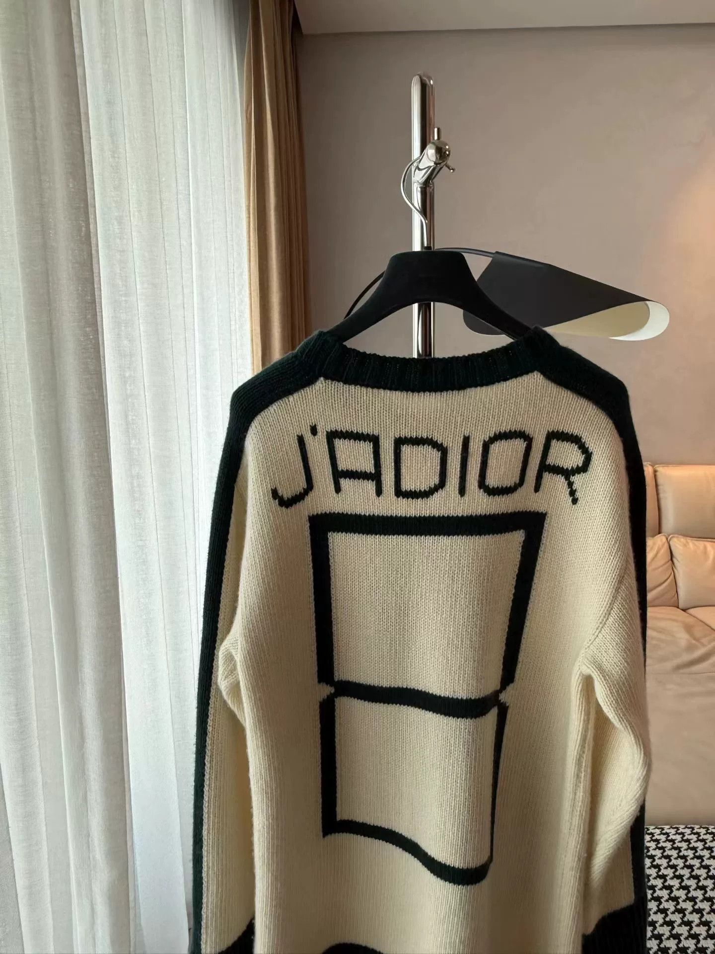 Dior Dior Letter 8 Cashmere Sweater Size S / US 4 / IT 40 - 3 Thumbnail