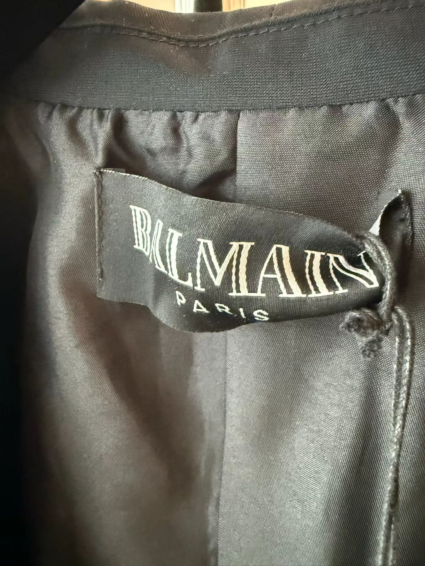Balmain Balmain Black Blazer with Gold Buttons Size XS / US 0-2 / IT 36-38 - 3 Thumbnail