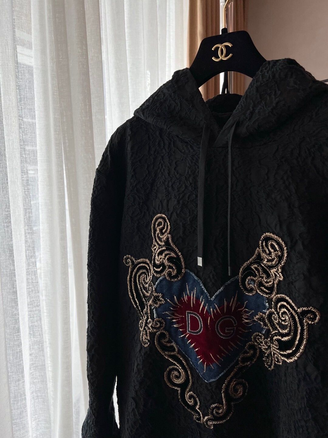 Dolce & Gabbana D&G Heart Embroidered Hoodie Size S / US 4 / IT 40 - 2 Thumbnail
