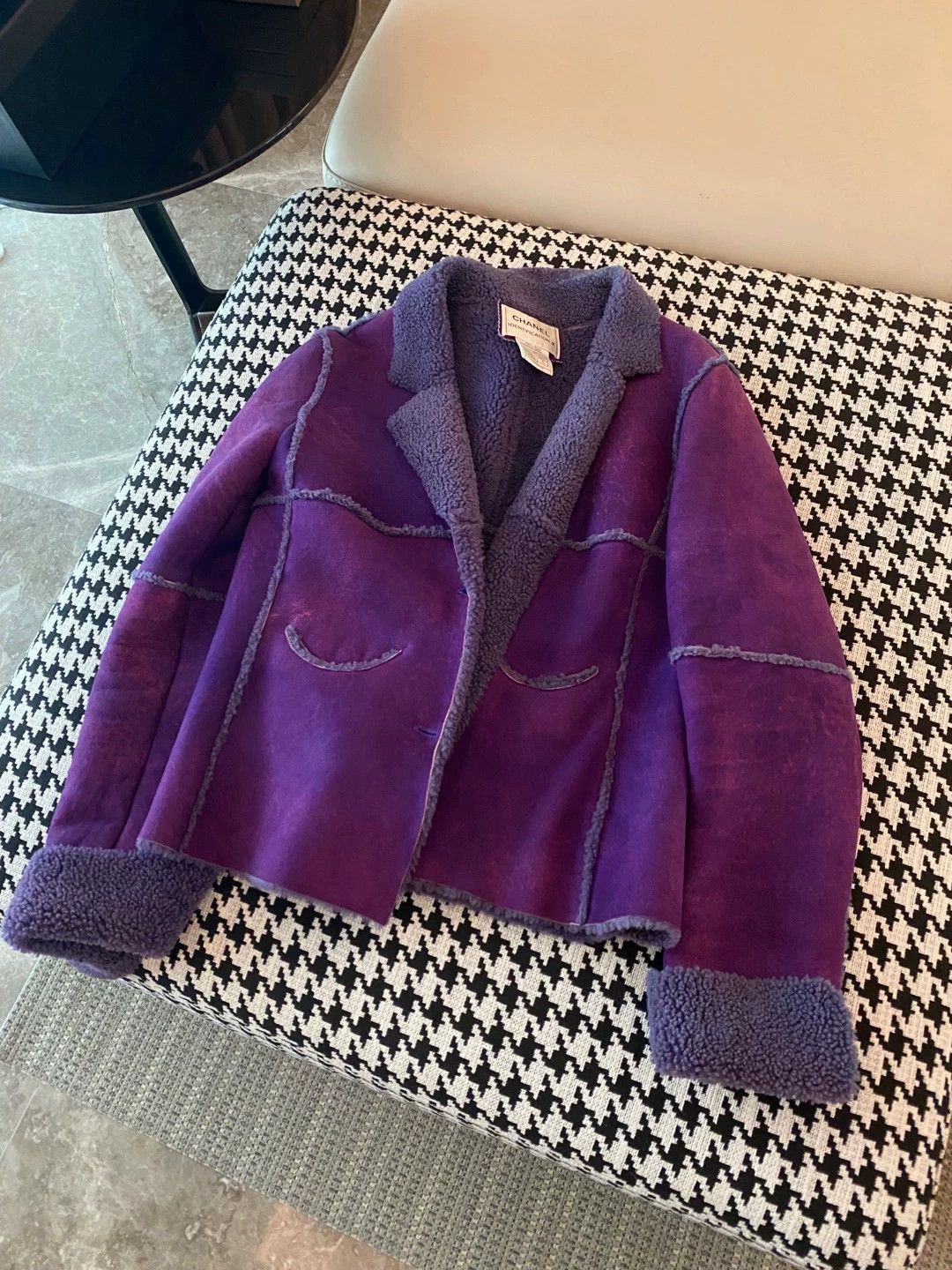 Chanel Vintage Chanel Shearling Leather Jacket Size M / US 6-8 / IT 42-44 - 6 Thumbnail