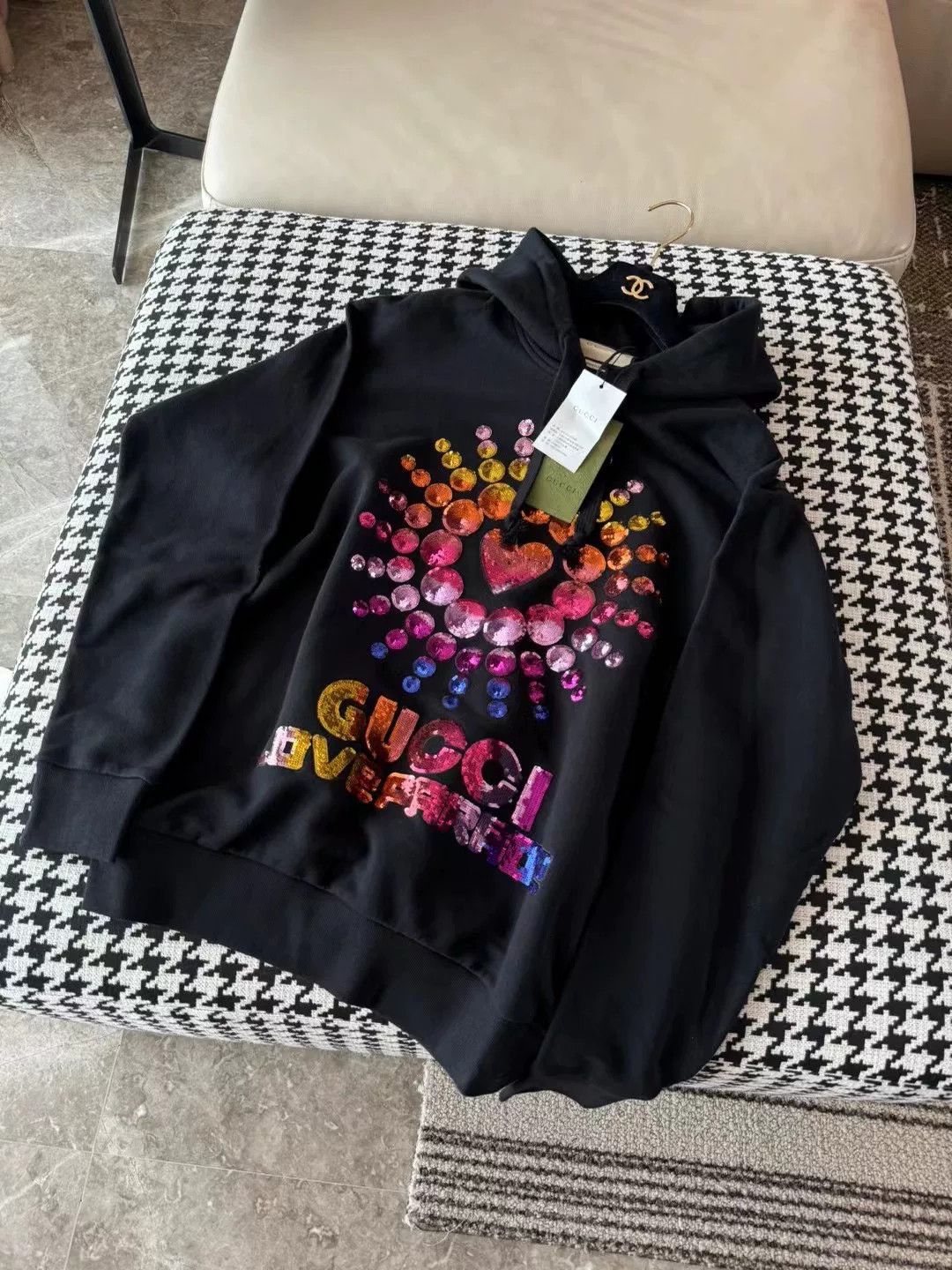 Gucci Gucci Sequin Hooded Sweatshirt Size S Size S / US 4 / IT 40 - 3 Thumbnail
