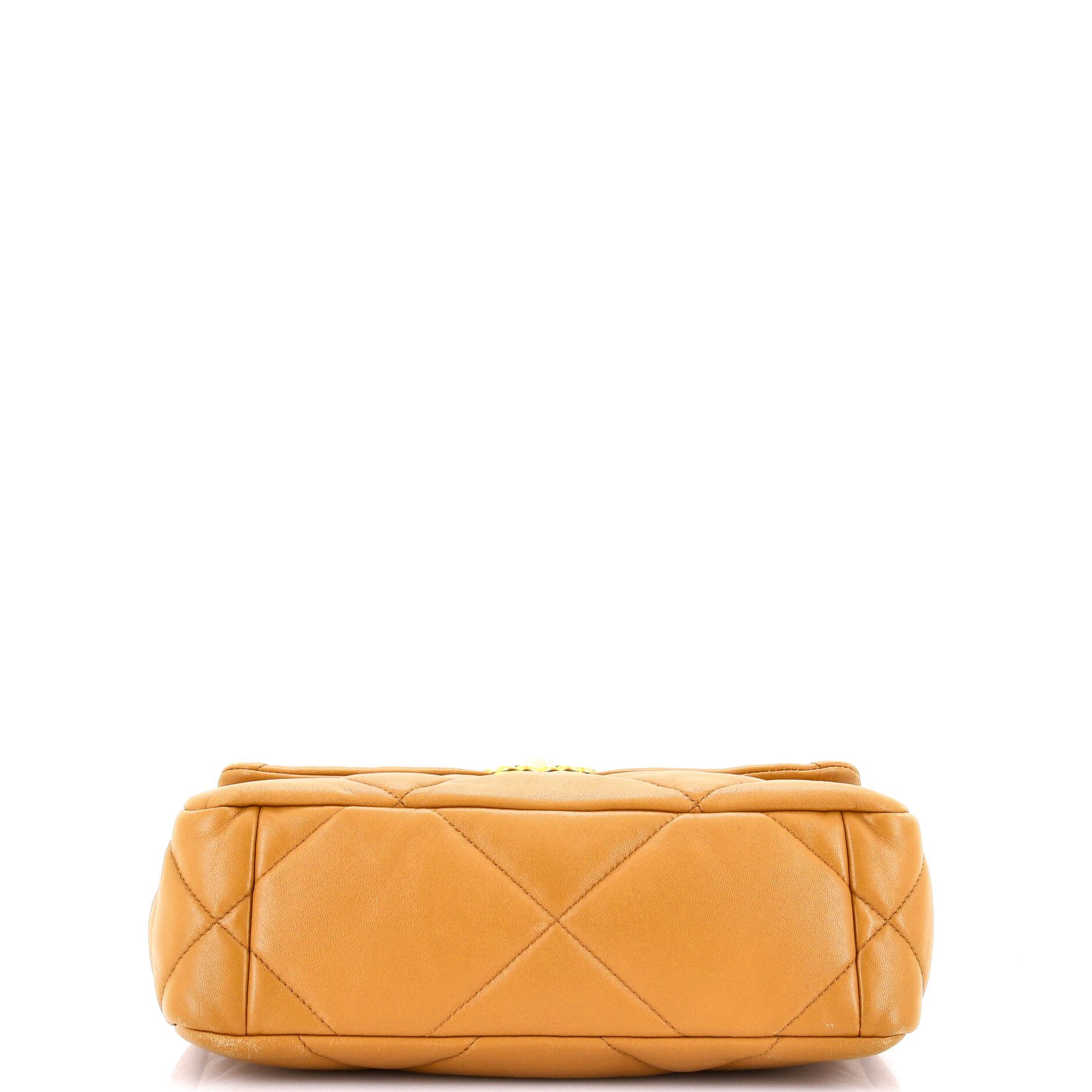 Chanel 19 Flap Bag Size ONE SIZE - 4 Thumbnail