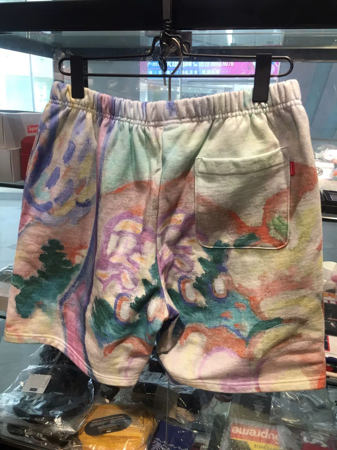 Supreme supreme multicolor landscape sweatshorts size M Size US 32 / EU 48 - 2 Thumbnail