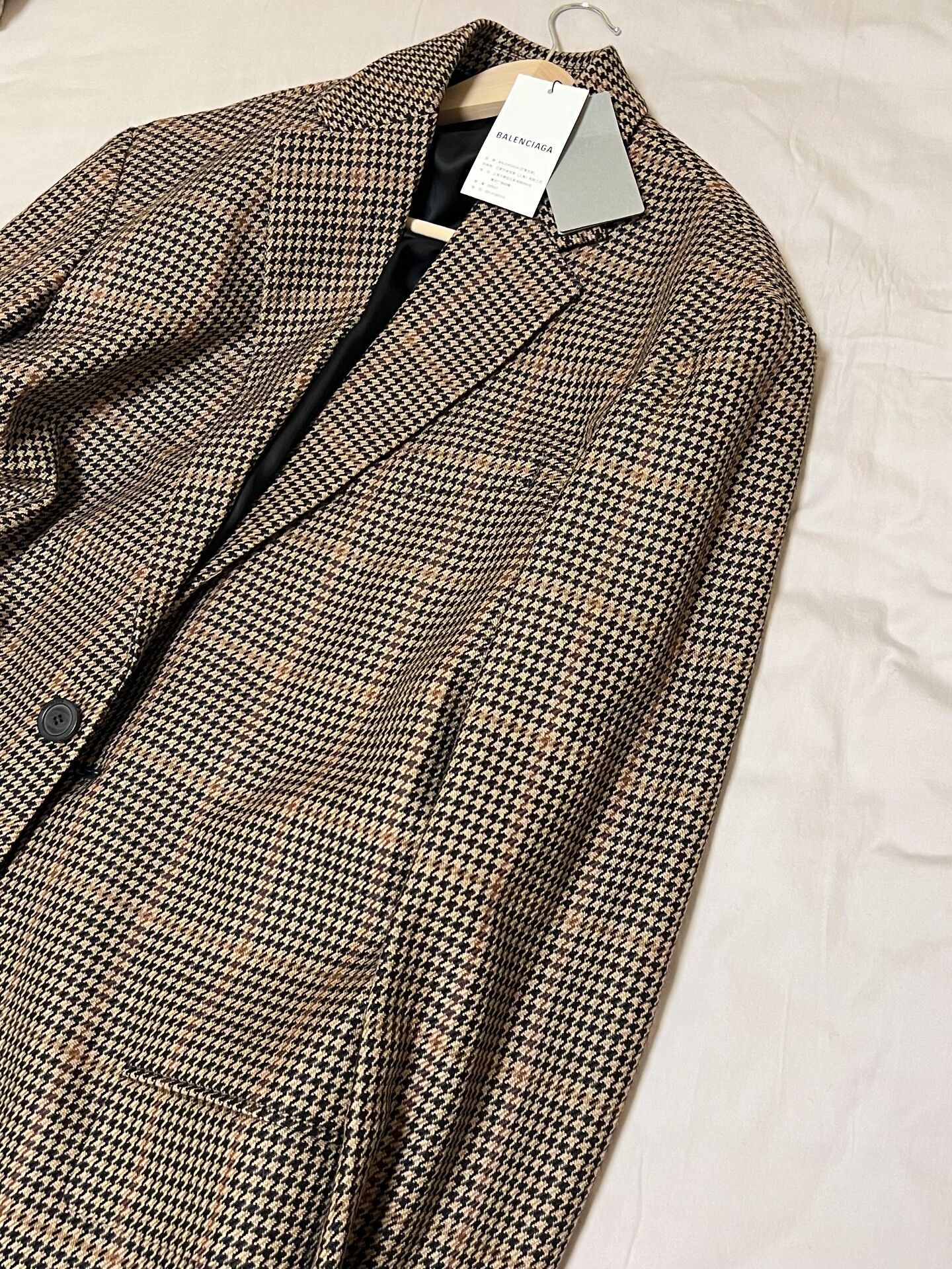Balenciaga Balenciaga Plaid Long Coat for Men and Women Size US M / EU 48-50 / 2 - 7 Thumbnail