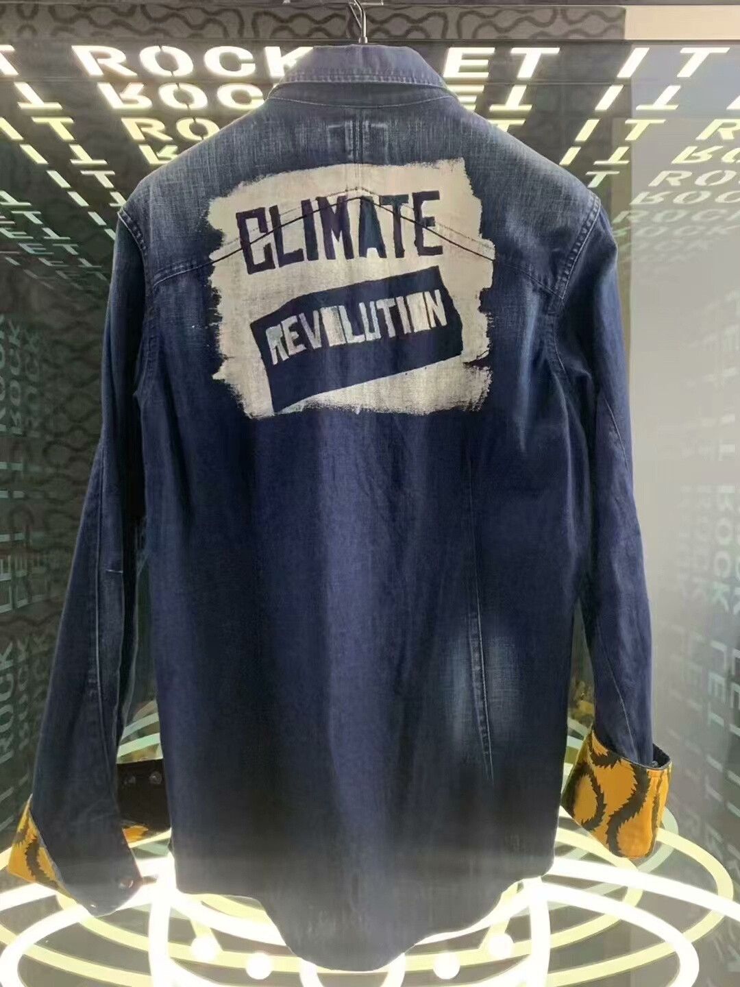 Vivienne Westwood Vivienne Westwood Saturn Denim Shirt Size S / US 4 / IT 40 - 3 Thumbnail