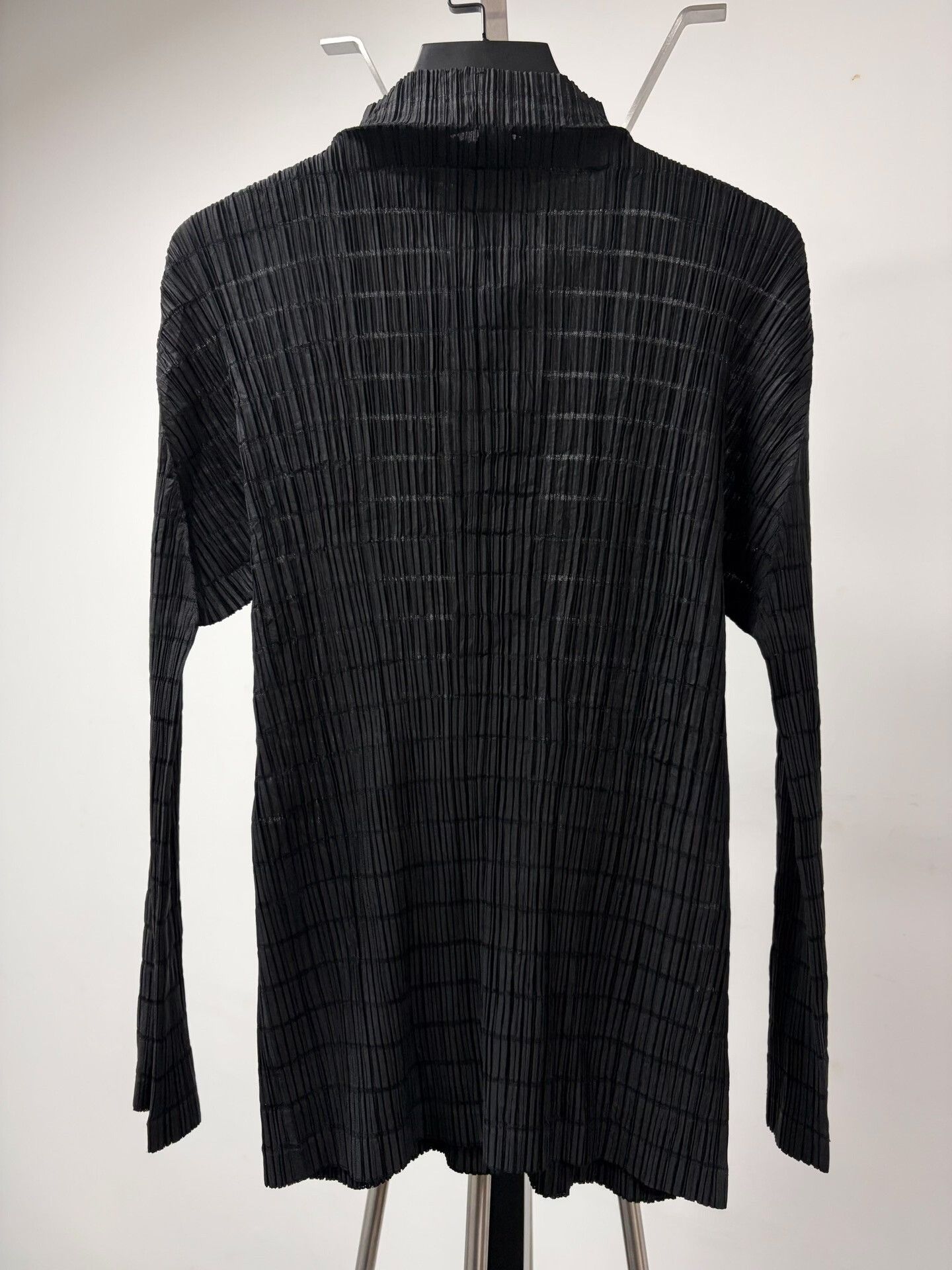 Pleats Please Issey Miyake Pleats Please Issey Miyake Black Top Size M / US 6-8 / IT 42-44 - 2 Thumbnail