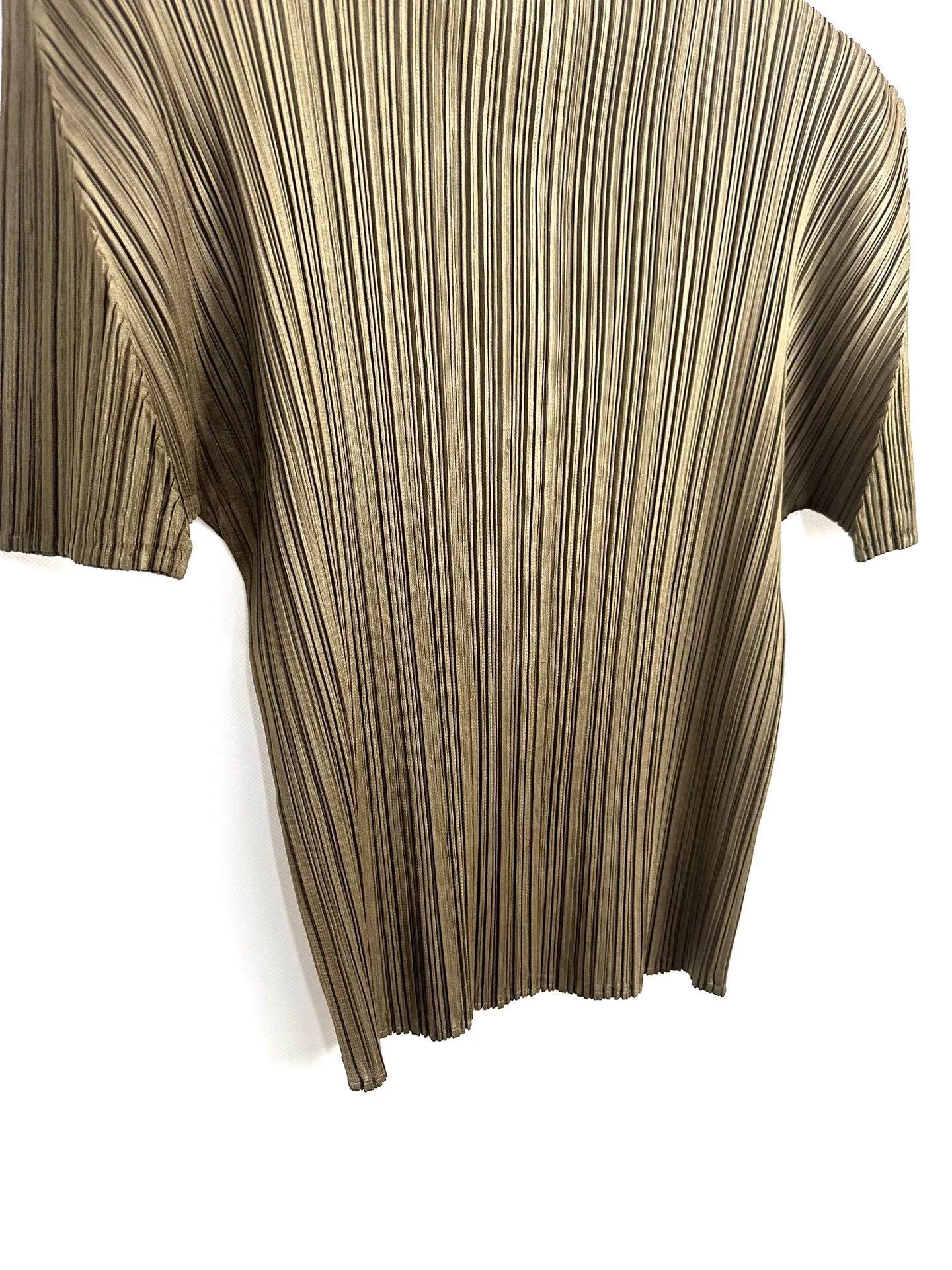 Pleats Please Issey Miyake Issey Miyake Pleats Please Short Sleeve Top Size S / US 4 / IT 40 - 3 Thumbnail