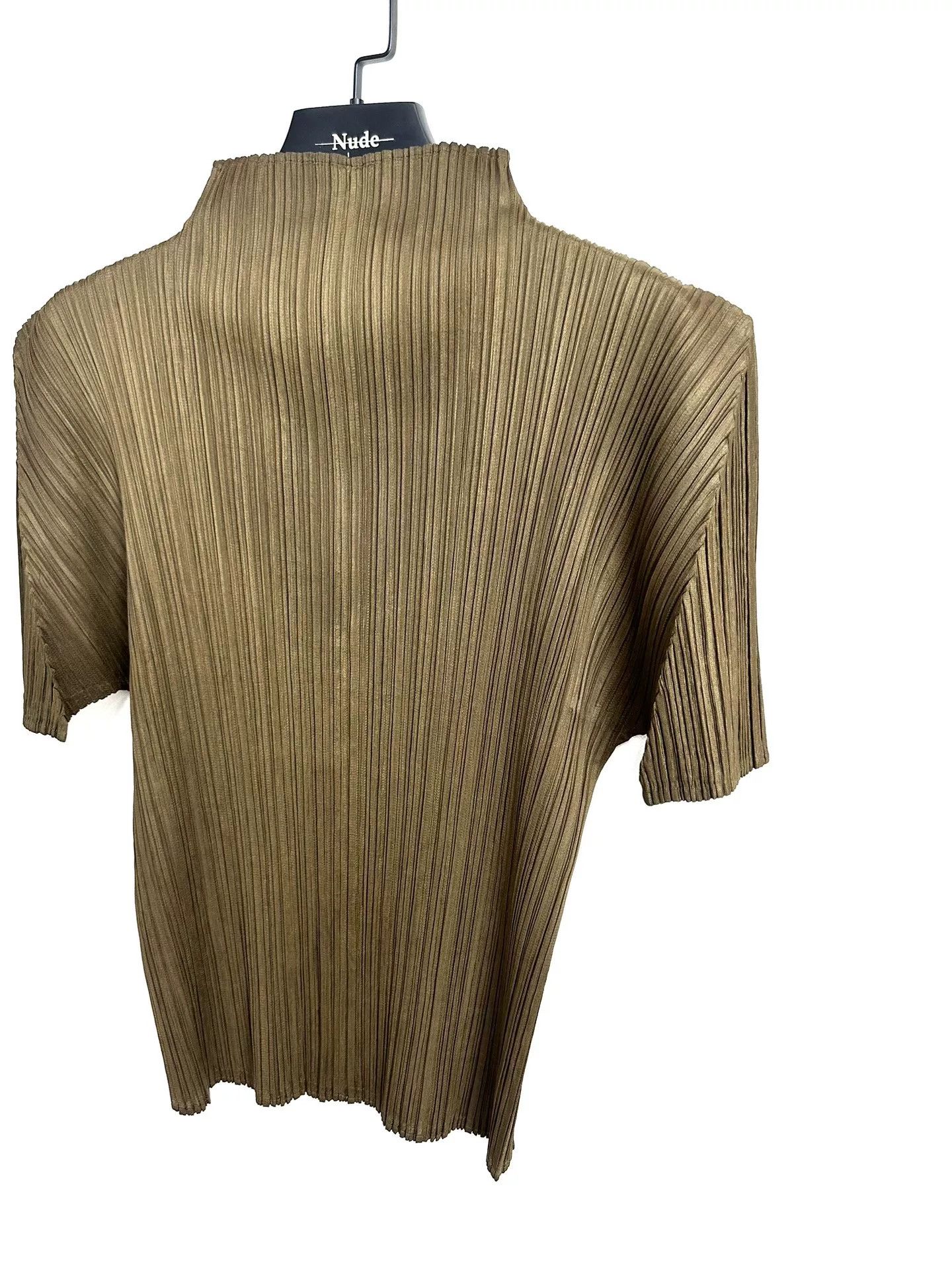 Pleats Please Issey Miyake Issey Miyake Pleats Please Short Sleeve Top Size S / US 4 / IT 40 - 2 Thumbnail