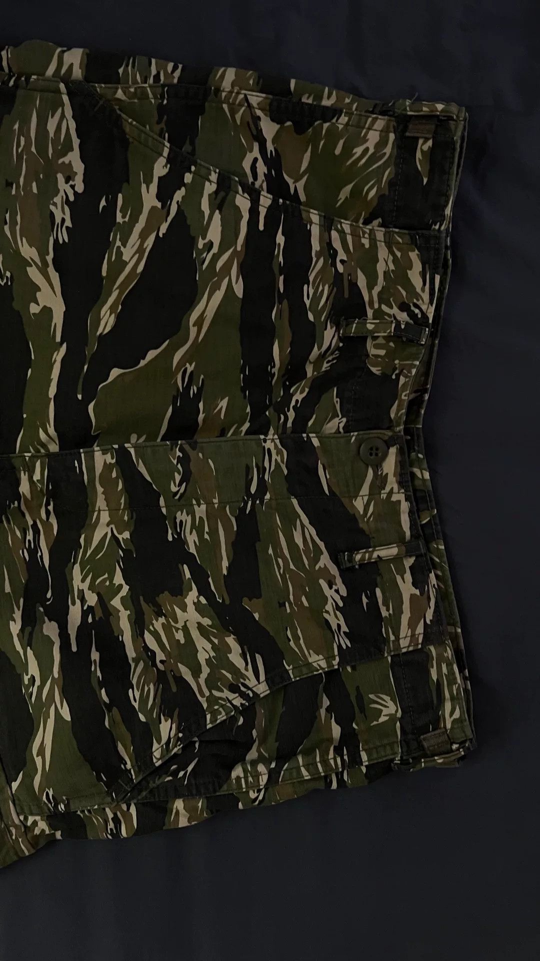 TOYS McCOY Toys McCoy Tiger Camouflage Cargo Shorts Size US 32 / EU 48 - 2 Thumbnail