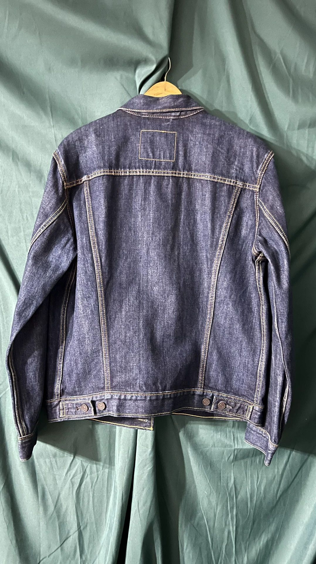 Levi's Levi's Men's Denim Jacket Size L Size US L / EU 52-54 / 3 - 6 Thumbnail