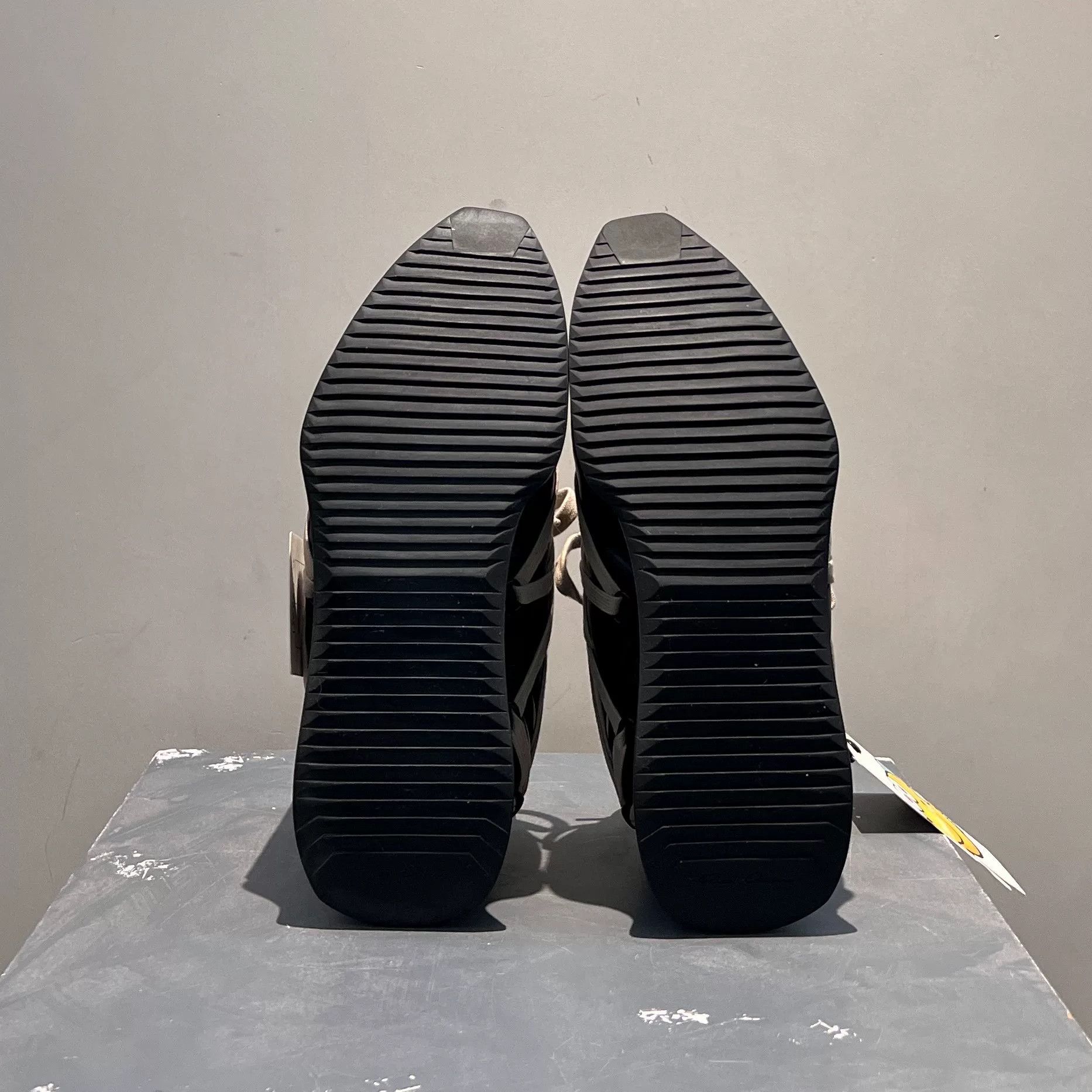 Rick Owens Rick Owens Runner Low-Top Sneakers Size US 10 / EU 43 - 6 Thumbnail