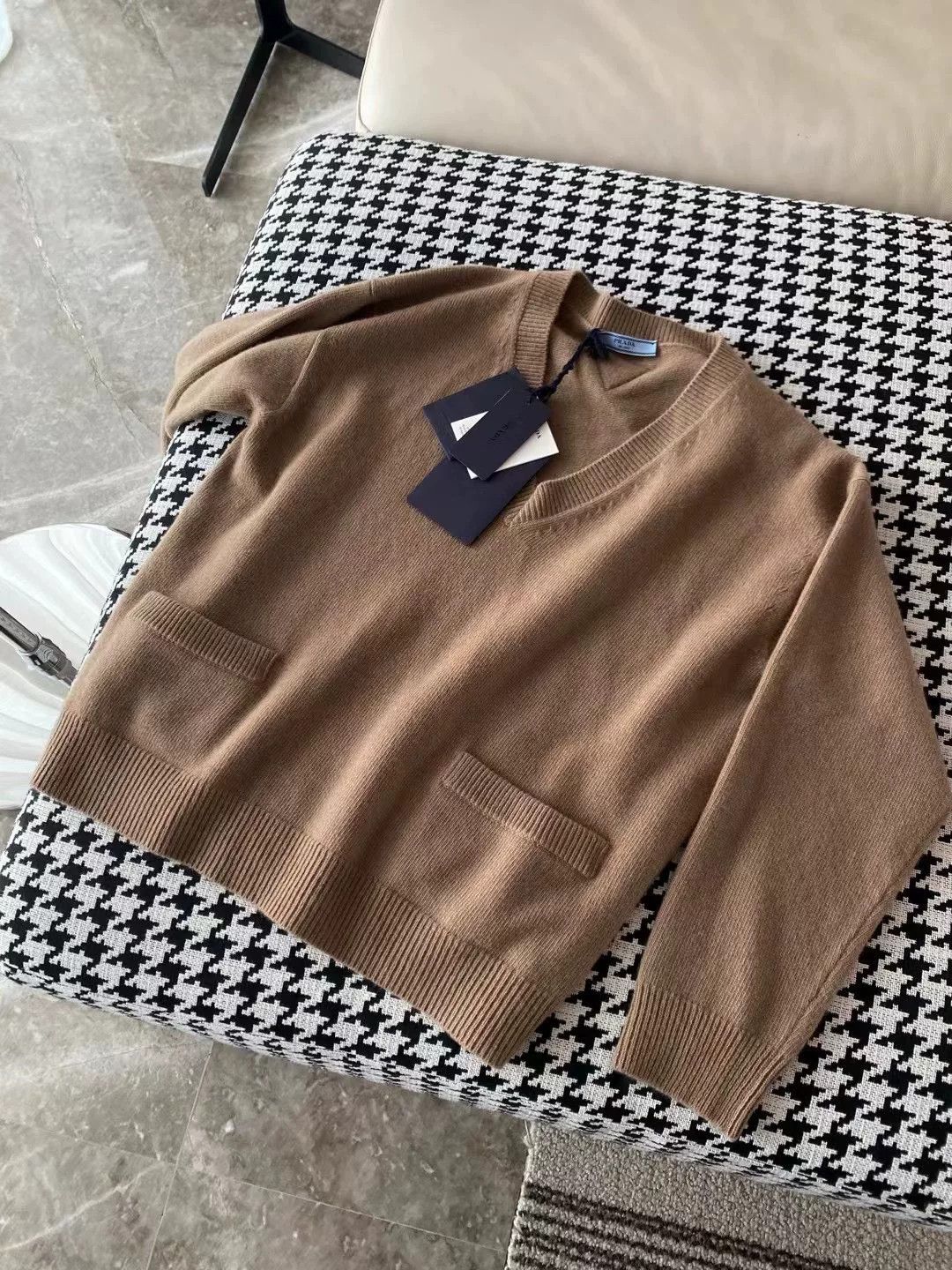 Prada Prada Brown Cashmere Sweater Size XS / US 0-2 / IT 36-38 - 6 Thumbnail
