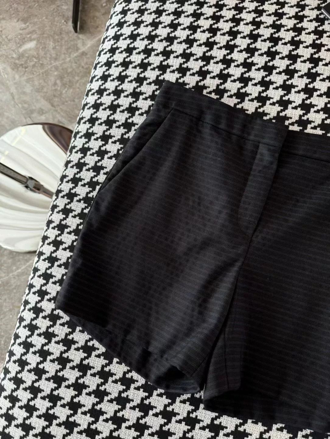 Dior Dior Striped Wool Shorts Size US 36 / EU 52 - 3 Thumbnail