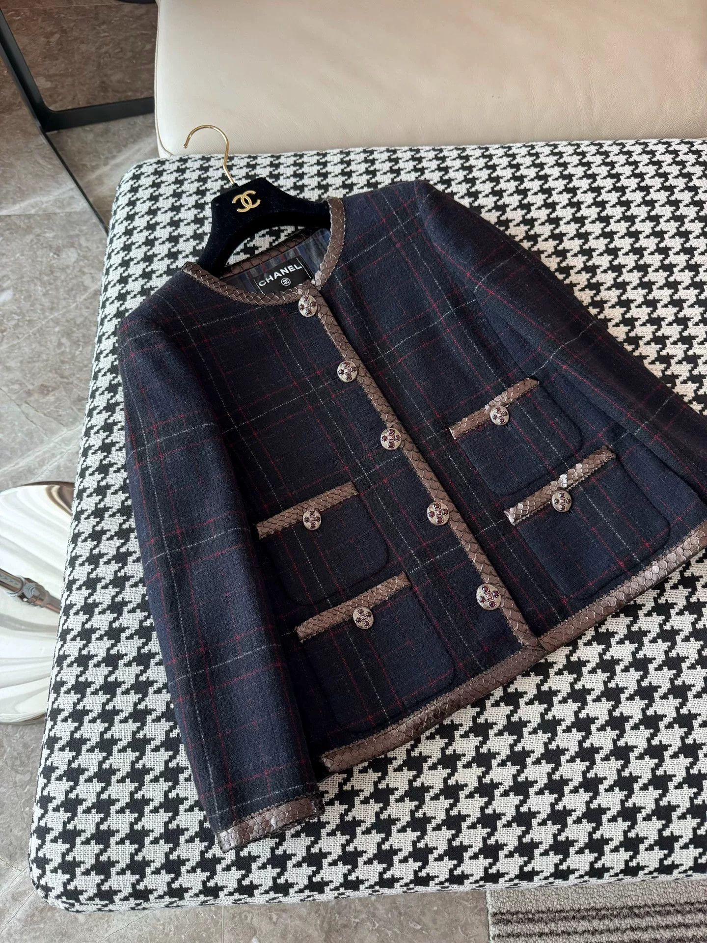 Chanel Chanel Cashmere Wool Jacket with Four Pockets Size S / US 4 / IT 40 - 6 Thumbnail