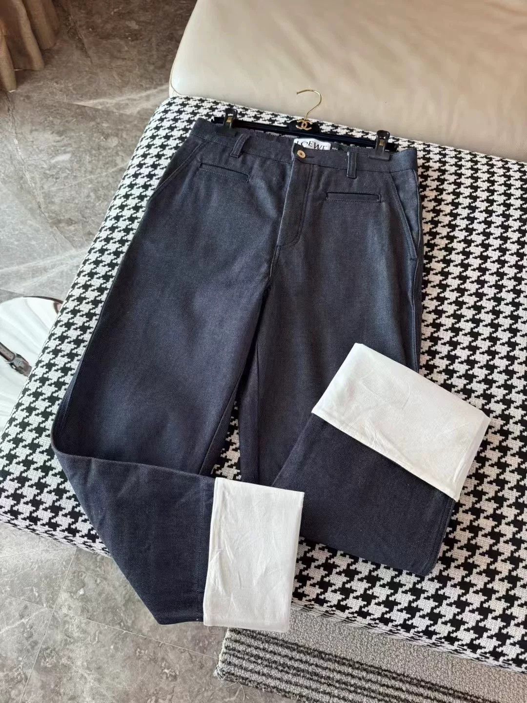 Loewe Loewe Classic Fisherman Pants for Men Size US 30 / EU 46 - 2 Thumbnail