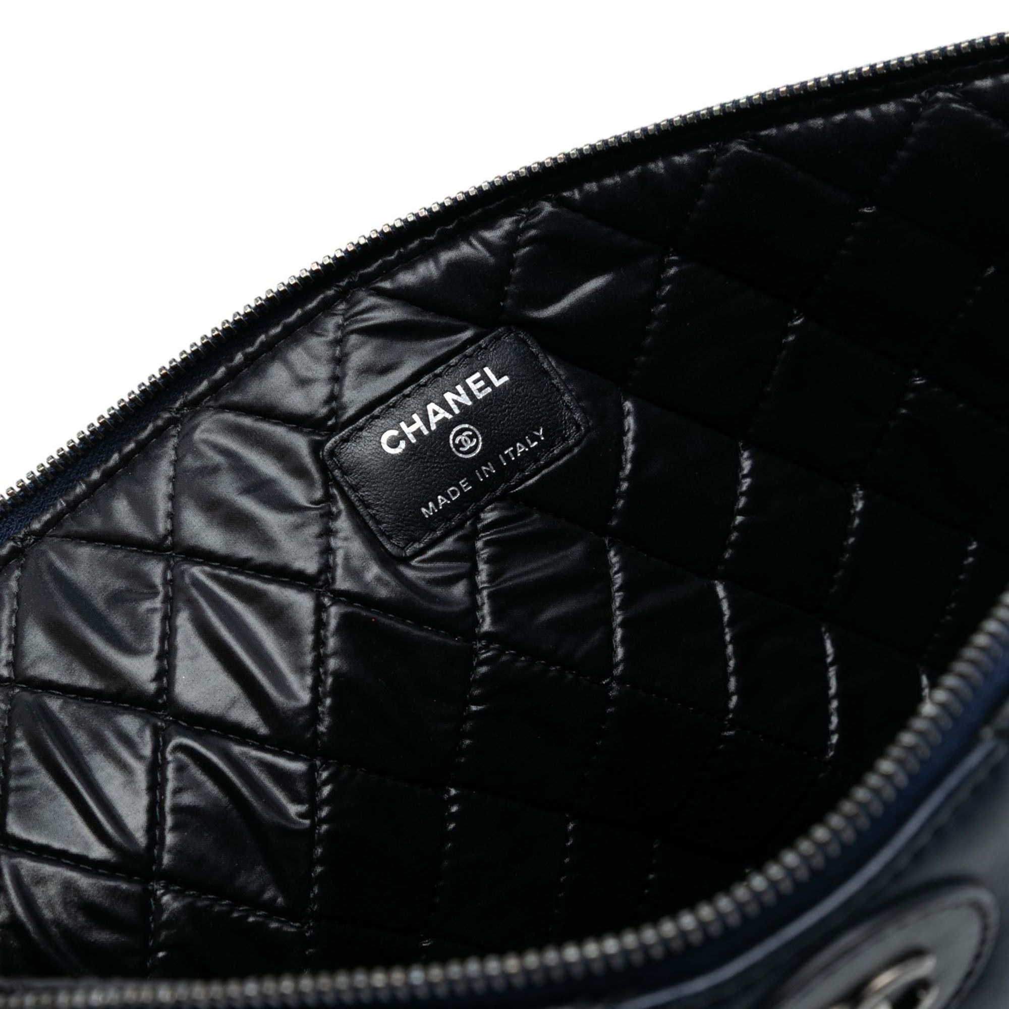 Chanel Chanel Large CC Bicolor Quilted Lambskin Clutch Size ONE SIZE - 5 Thumbnail
