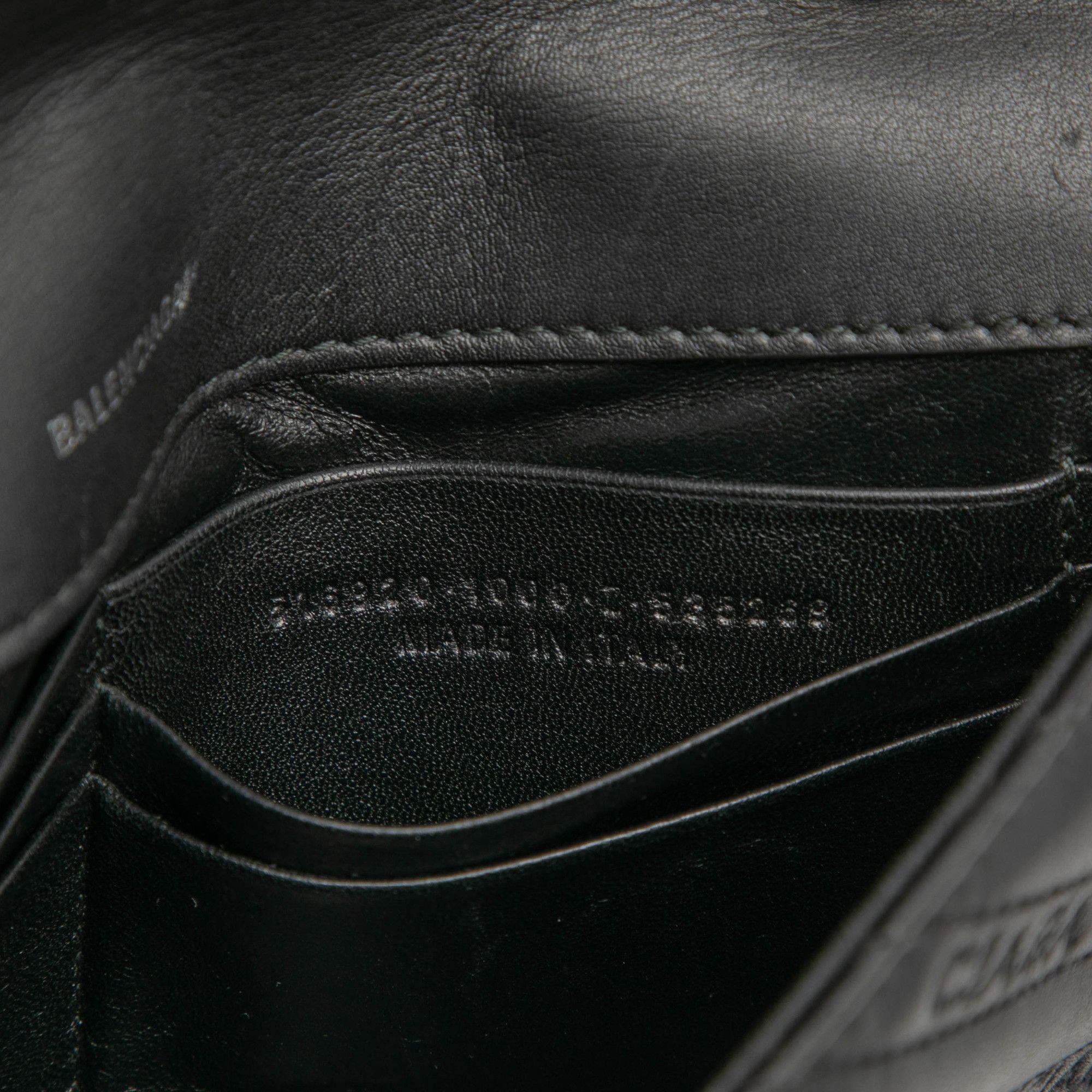 Balenciaga Balenciaga Embossed Leather Allover Logo BB Wallet on Chain Size ONE SIZE - 6 Thumbnail