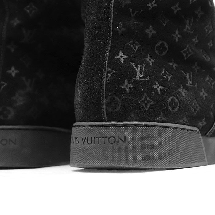 Louis Vuitton Louis Vuitton Louis Vuitton Frosty Line Monogram Suede Shearling Boots Textile Shoes DUTY FREE for USA Size ONE SIZE - 7 Thumbnail